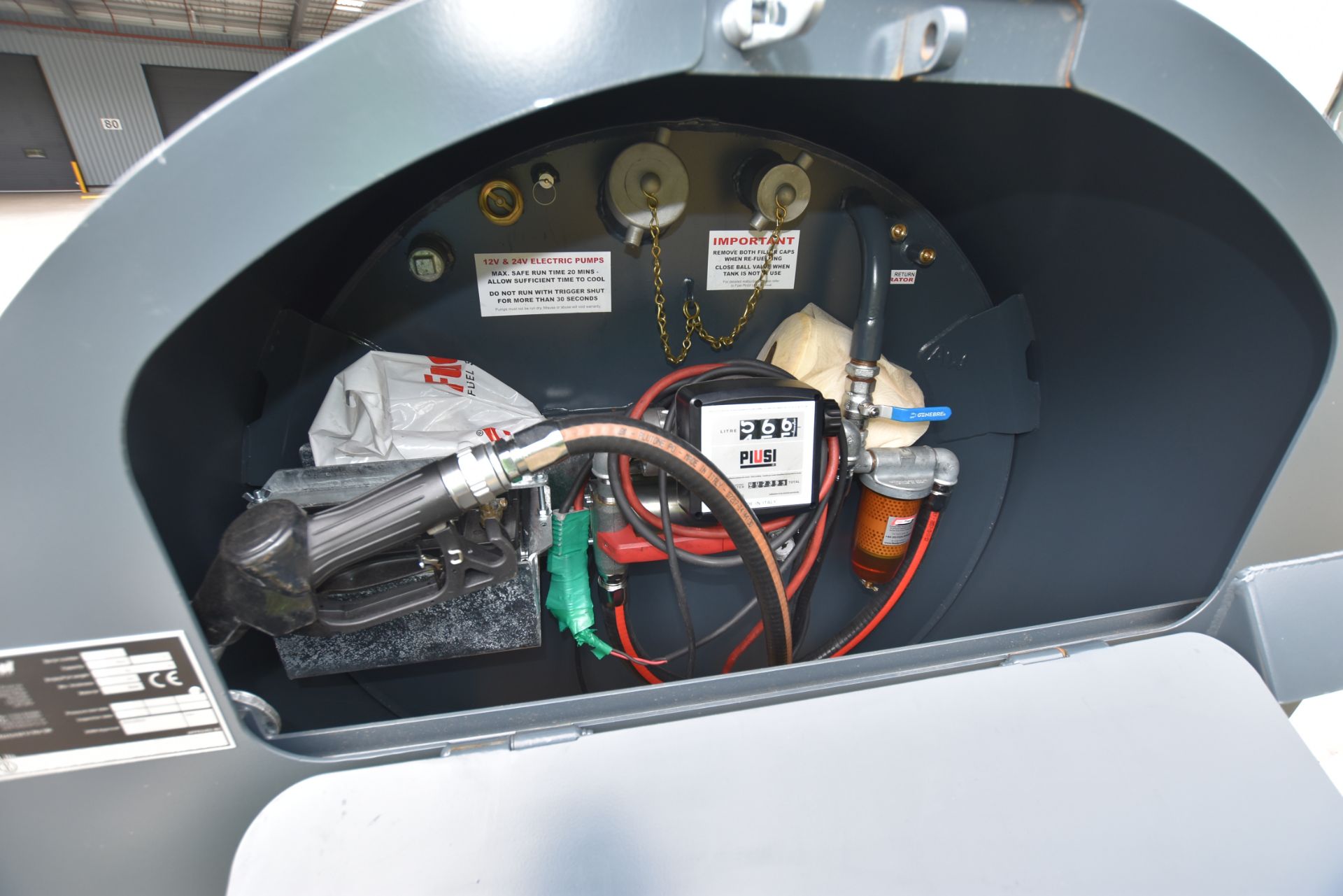 Fuel Proof Fuel Storage Equipment 1000lt Bowser, S - Image 3 of 3
