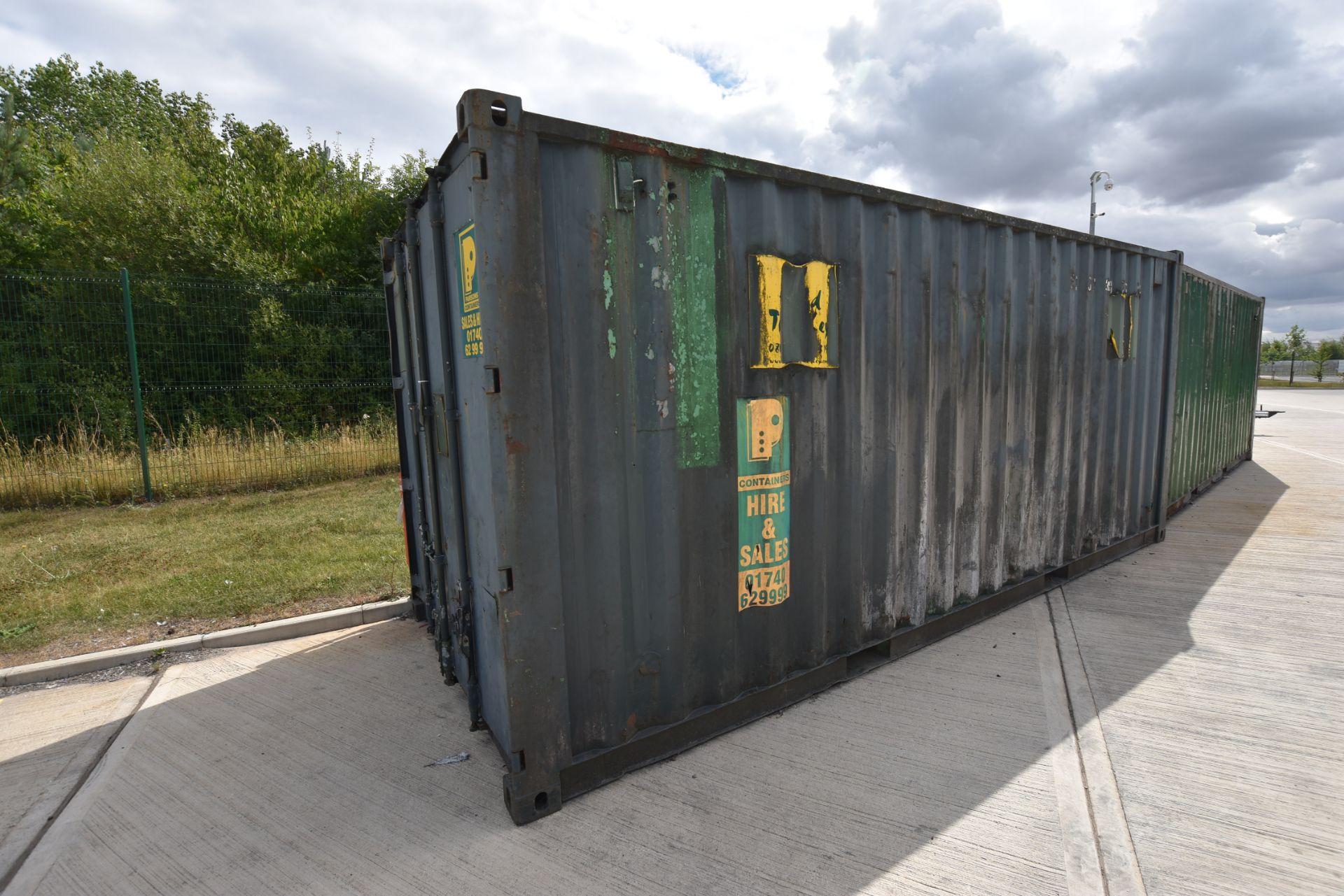 20ft Steel Shipping Container (Please Note Risk As