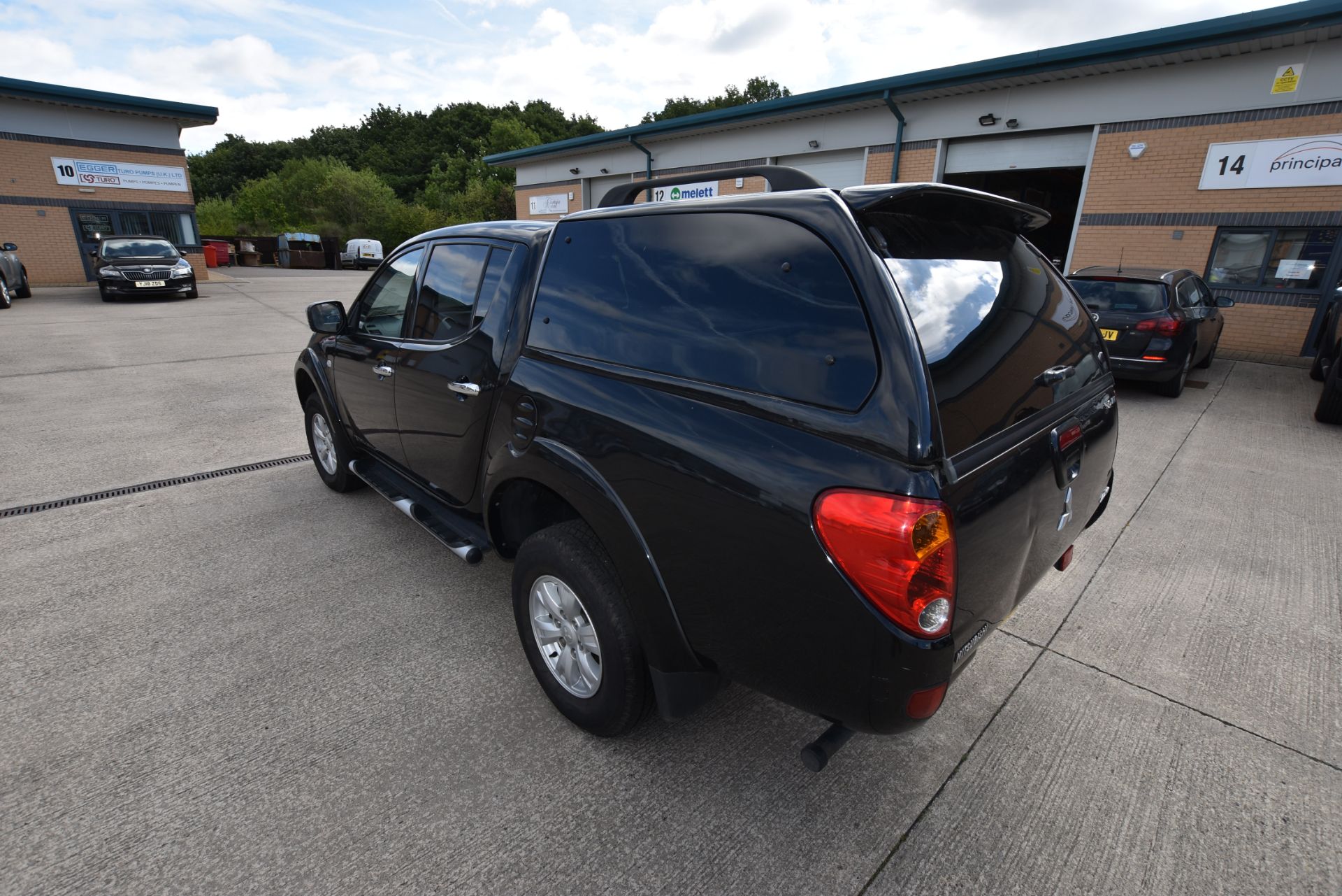 Mitsubishi L200 Trojan Double Cab DI-D 4x4 Pick Up, registration no. LR13 KPA, date first registered - Bild 4 aus 8