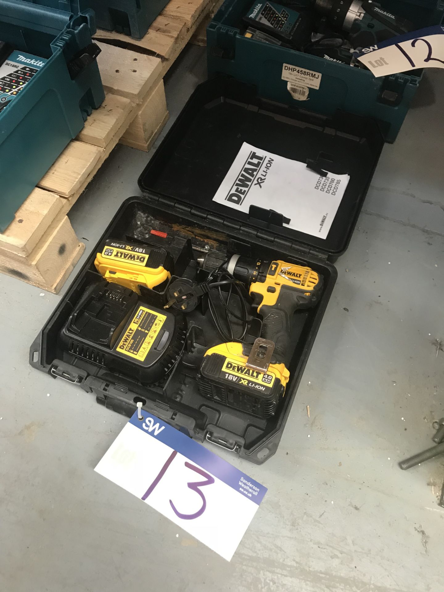DeWalt 18V Cordless DCD785 Drill, c/w spare battery, battery charger and case