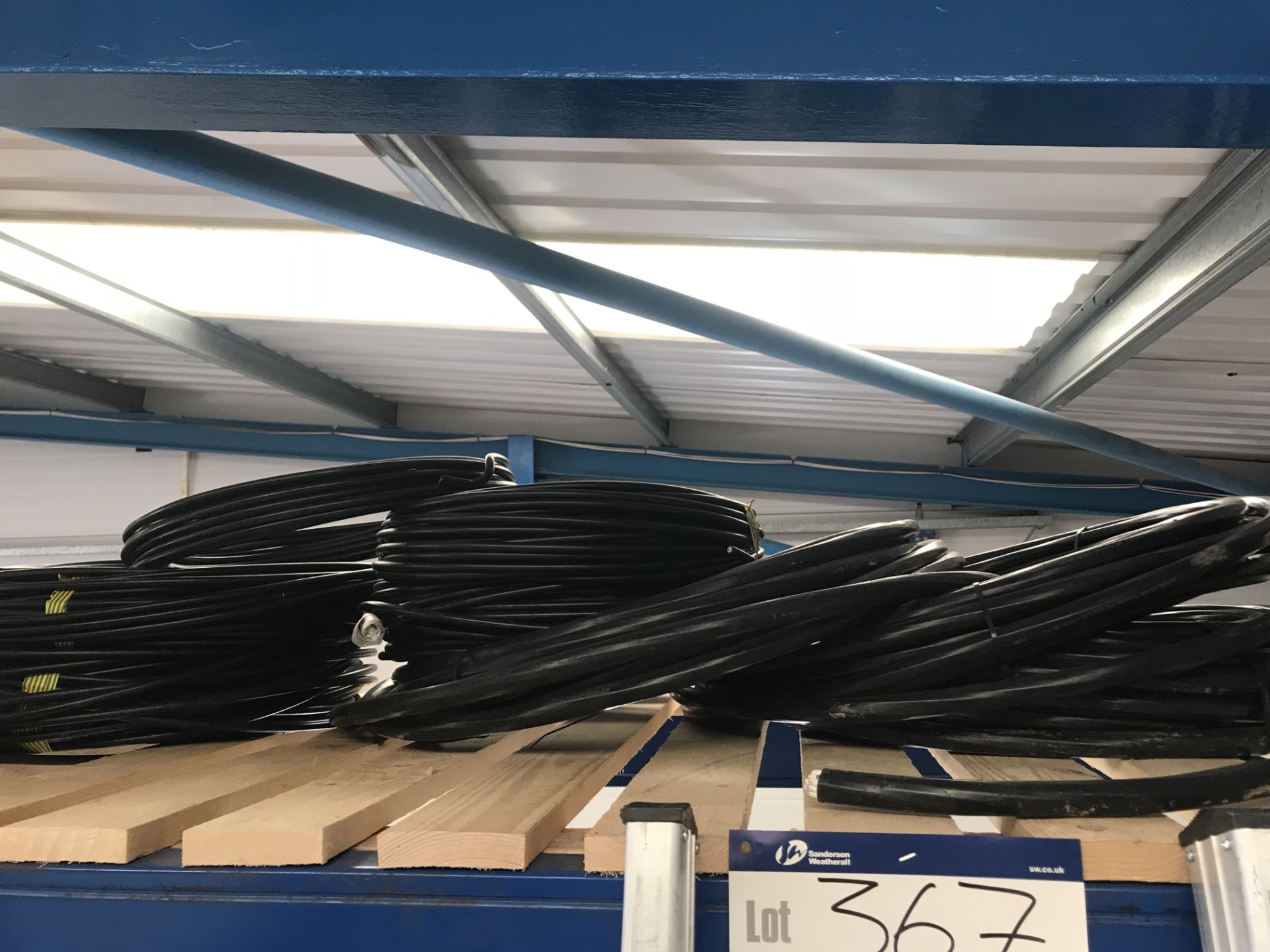 Quantity of Outdoor PE Collactual Cable, 215m