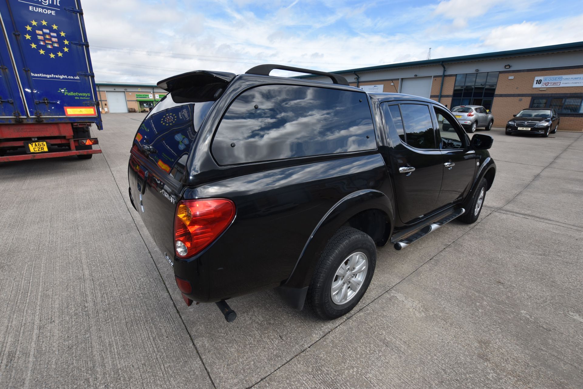 Mitsubishi L200 Trojan Double Cab DI-D 4x4 Pick Up, registration no. LR13 KPA, date first registered - Bild 3 aus 8