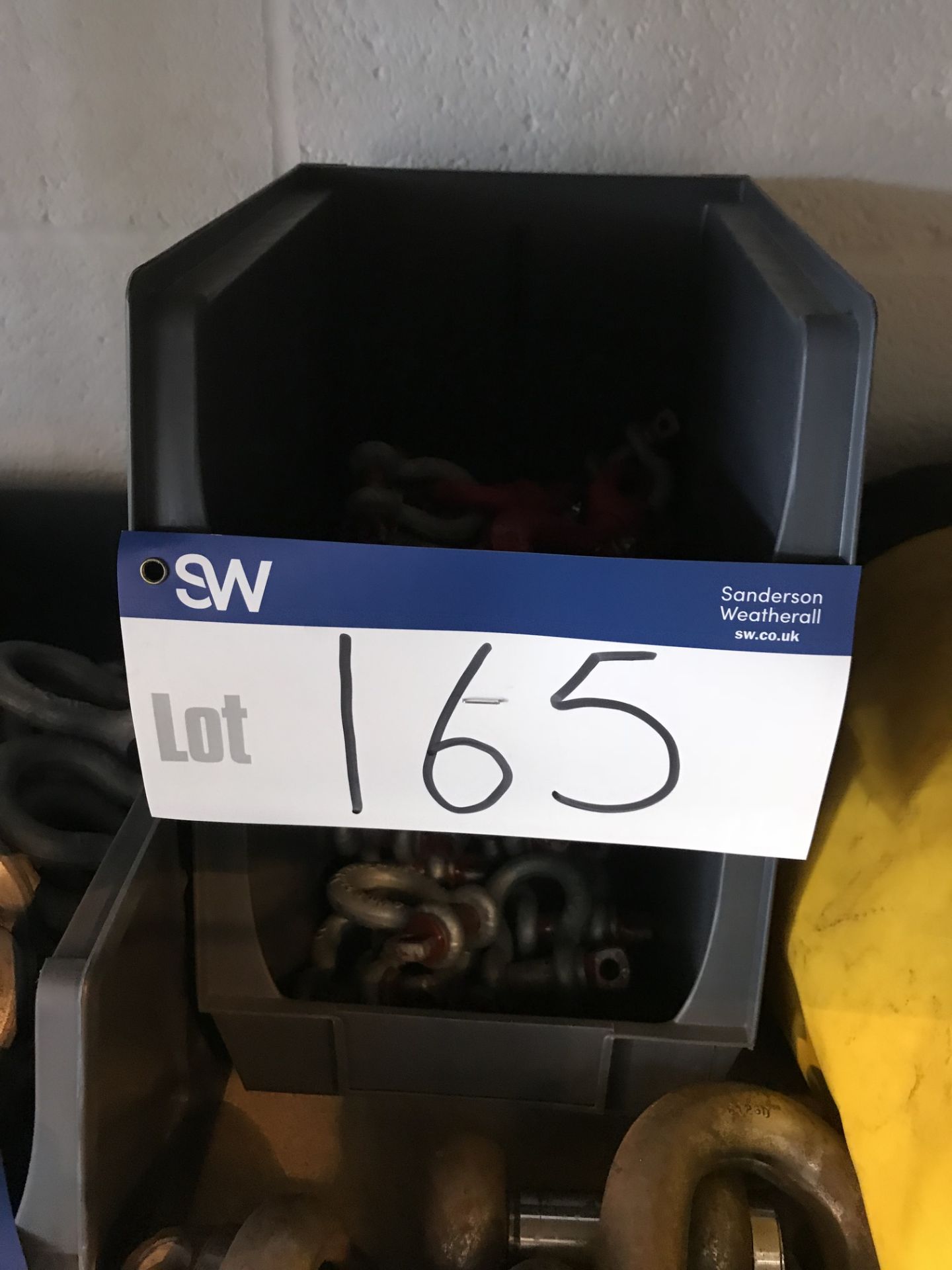 Quantity of Shackles, in two boxes