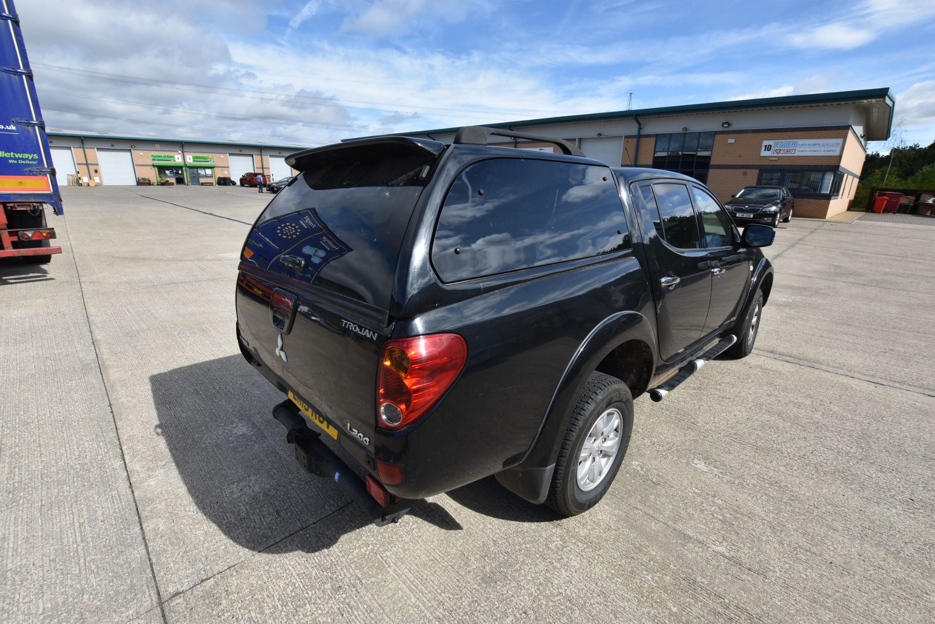 Mitsubishi L200 Trojan Double Cab DI-D 4x4 Pick Up, registration no. LR13 KOV, date first registered - Bild 3 aus 8