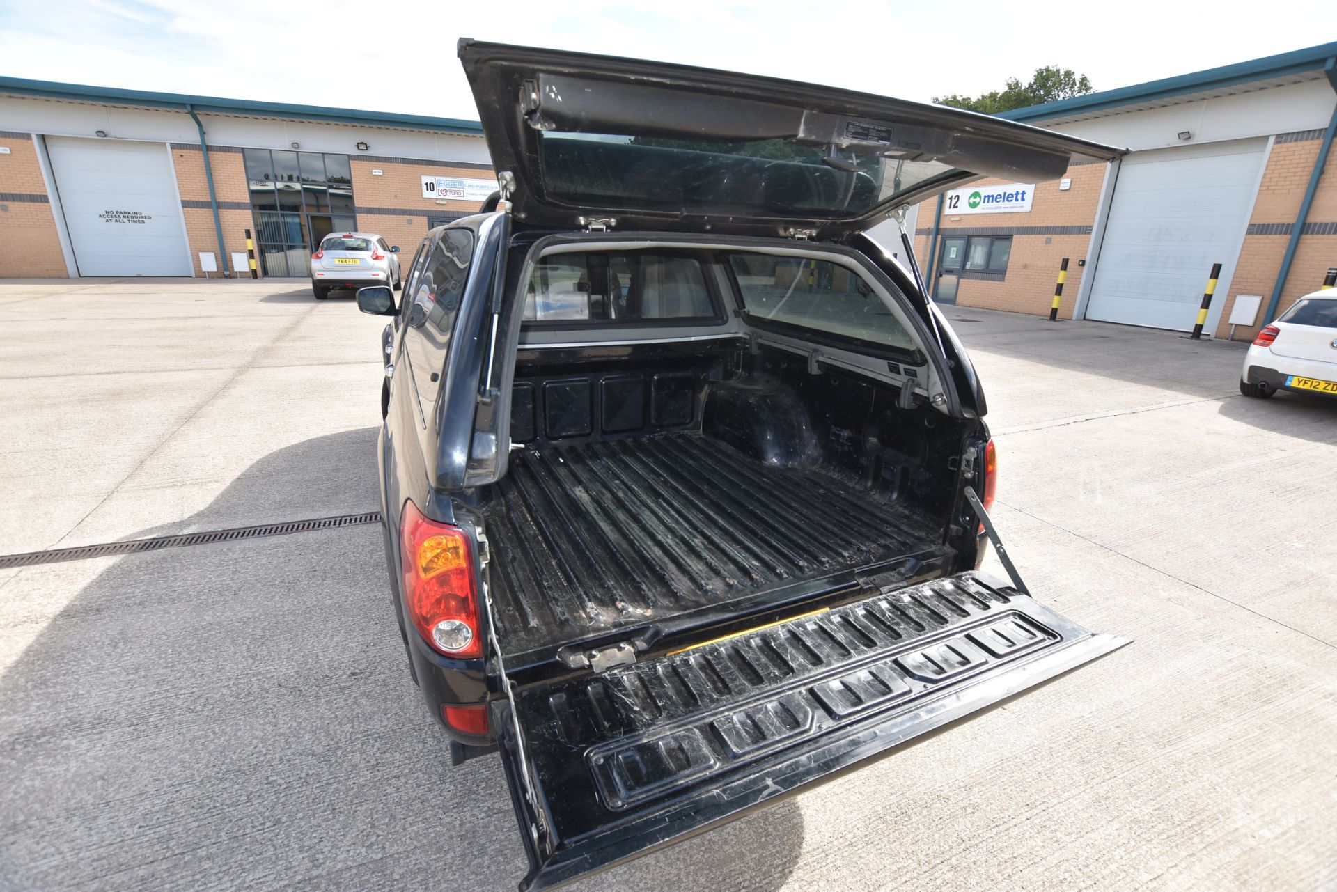 Mitsubishi L200 Trojan Double Cab DI-D 4x4 Pick Up, registration no. LR13 KPE, date first registered - Bild 5 aus 8