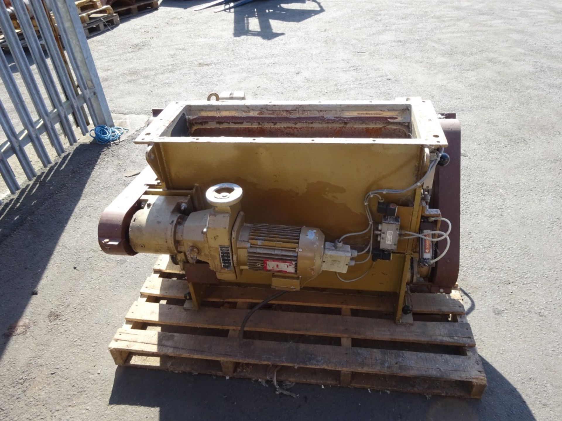 UMT CRE80 Crumbler, 800mm rolls, 5.5kW motor, 2.2k - Image 4 of 6