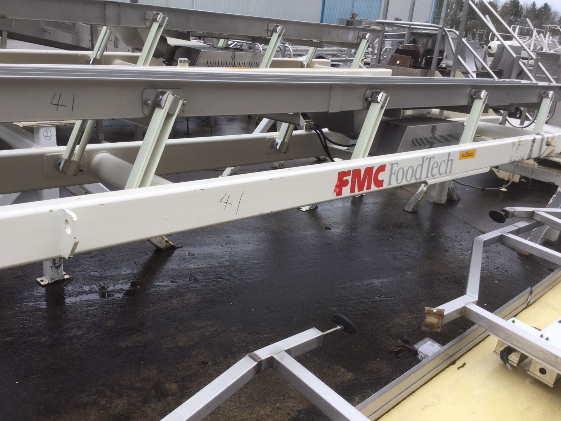 FMC Vibratory Conveyor, 3-lane each 350 mm wide - Image 2 of 2