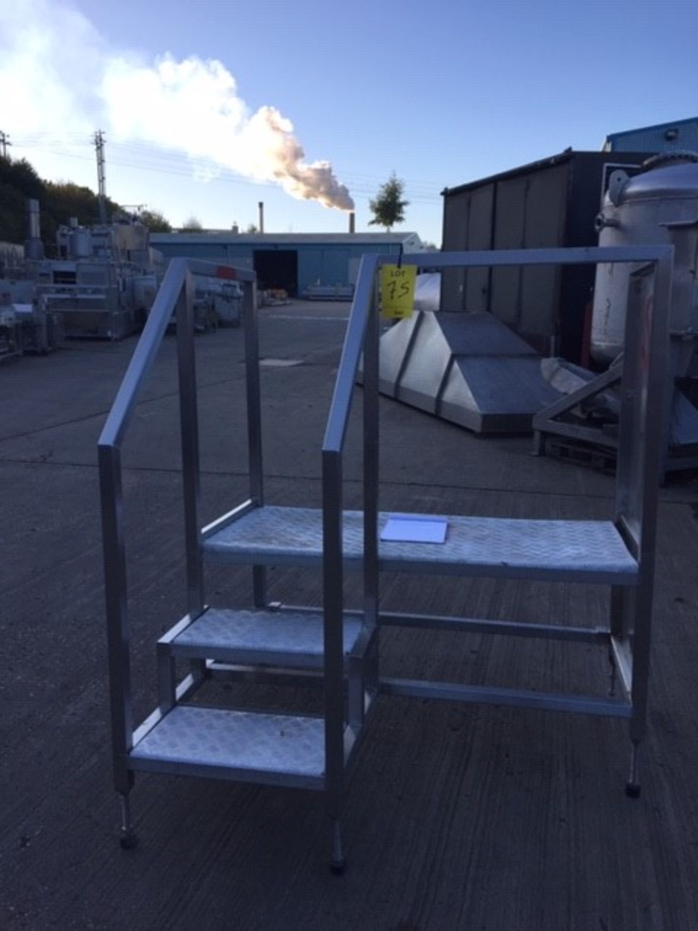 Three Step Inspection Stand, serial no. unknown, p - Bild 2 aus 2