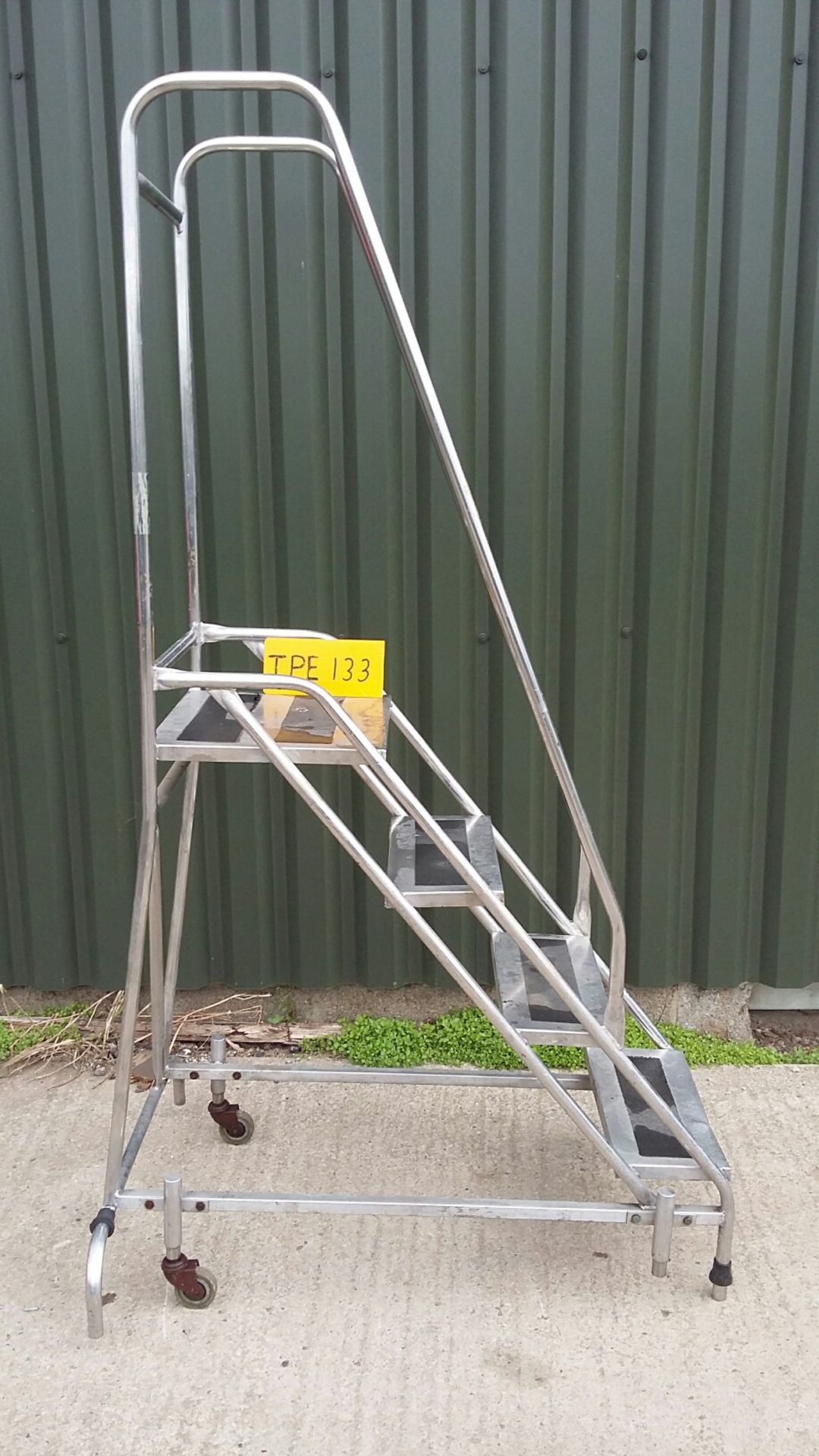 Stainless Steel Four Tread Mobile Staircase, with