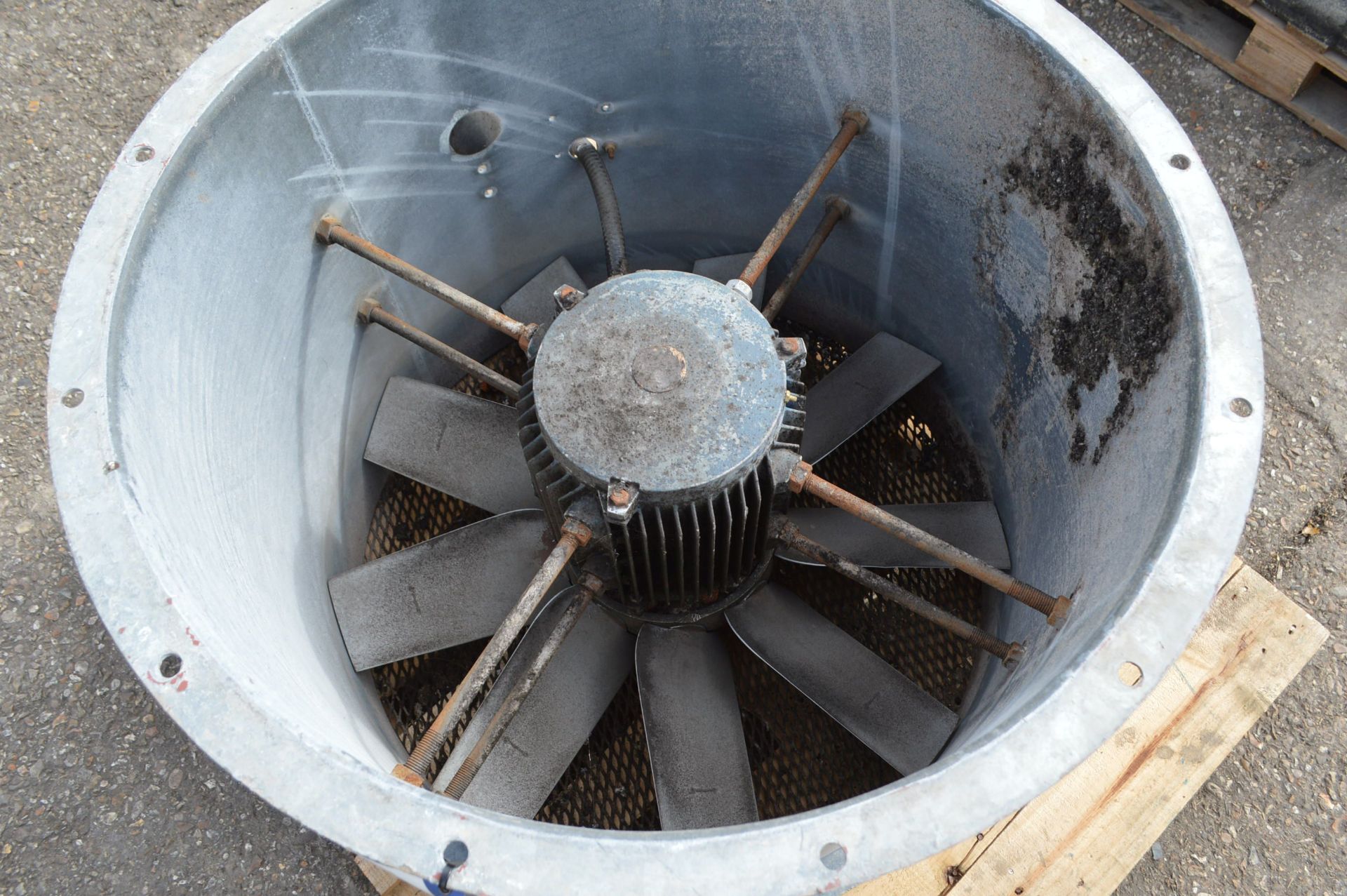 Galvanised Steel Cased 750mm dia. Axial Flow Fan, - Bild 2 aus 2