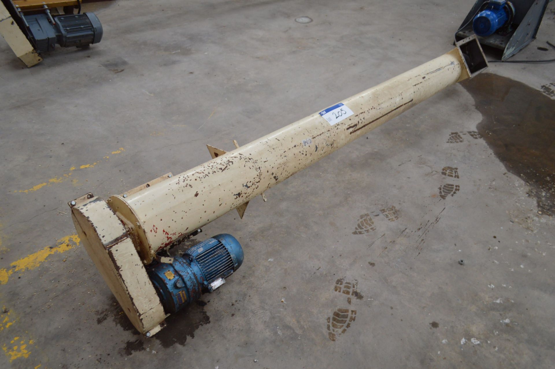 Approx. 250mm dia. Auger Conveyor, approx. 3m long