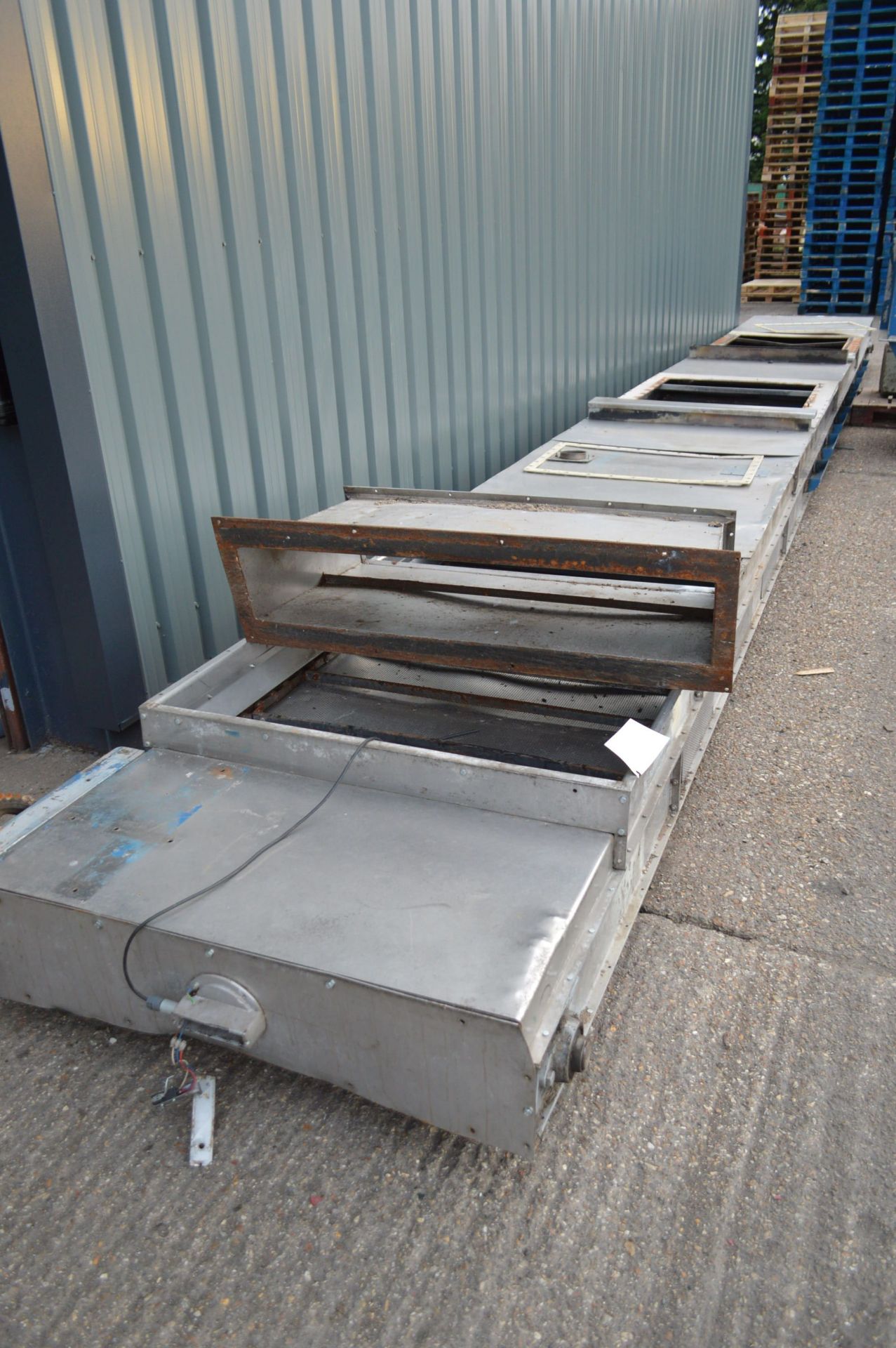 STAINLESS STEEL-CASED TWO-DECK COOLER CONVEYOR, ap