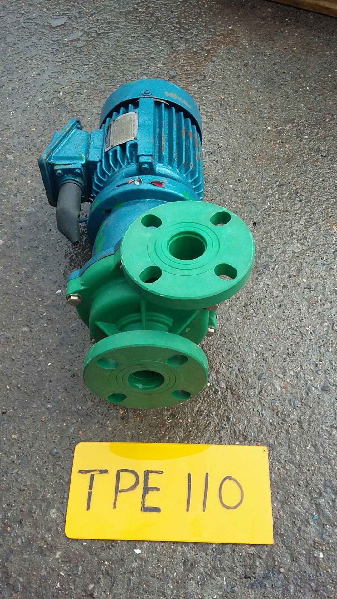 PAN World Mag Drive Plastic Acid Pump, close coupl - Image 3 of 3