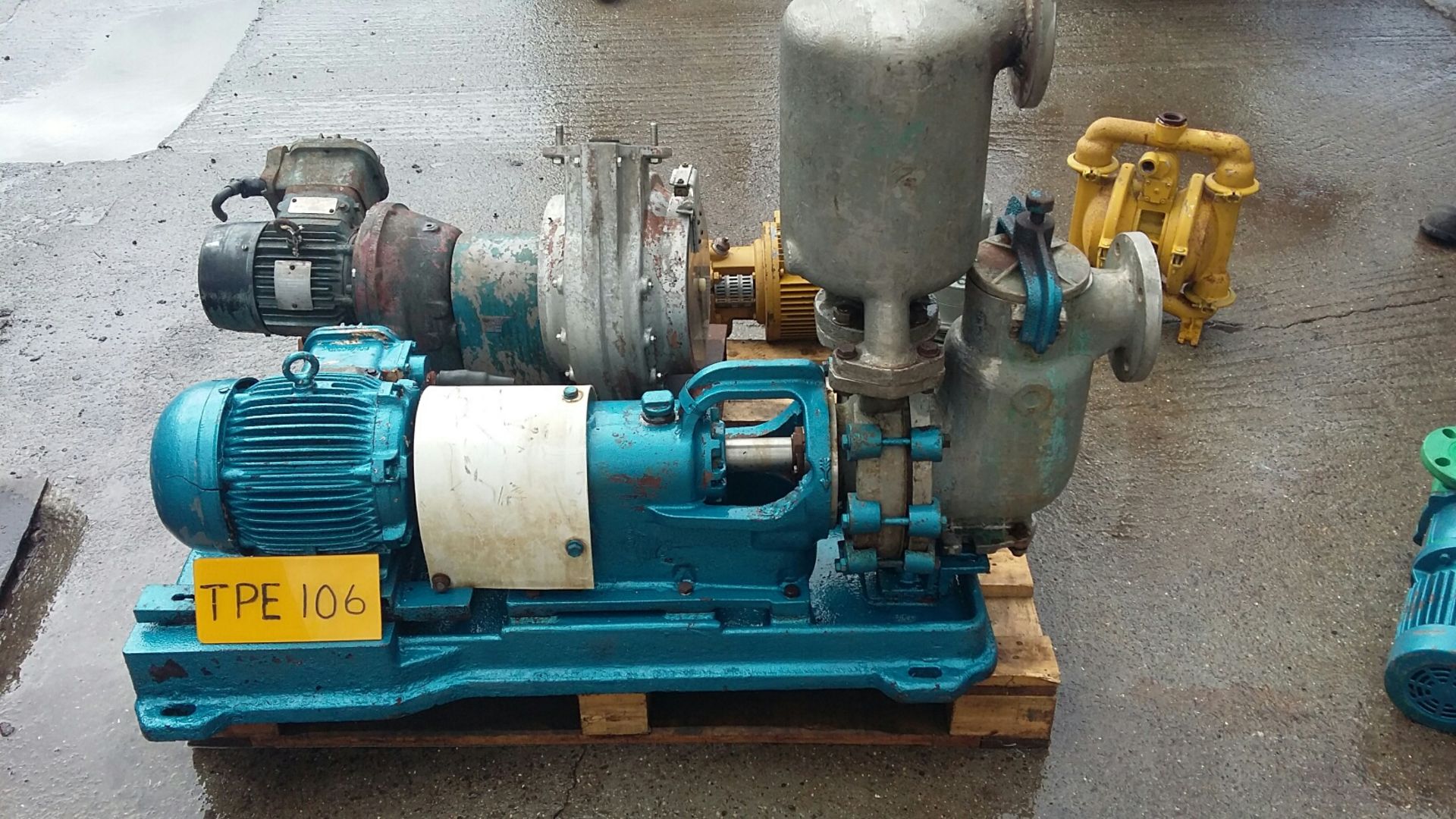 Labour UPL26 Hastalloy (R55) Self Priming Pump Set - Image 3 of 3