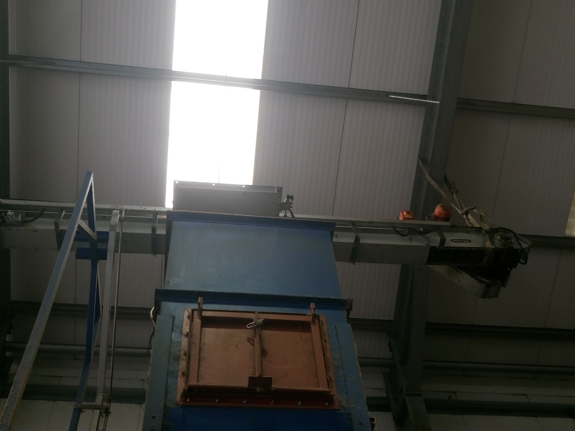 Buhler 125mm Chain & Flight Conveyor. with geared - Image 2 of 2