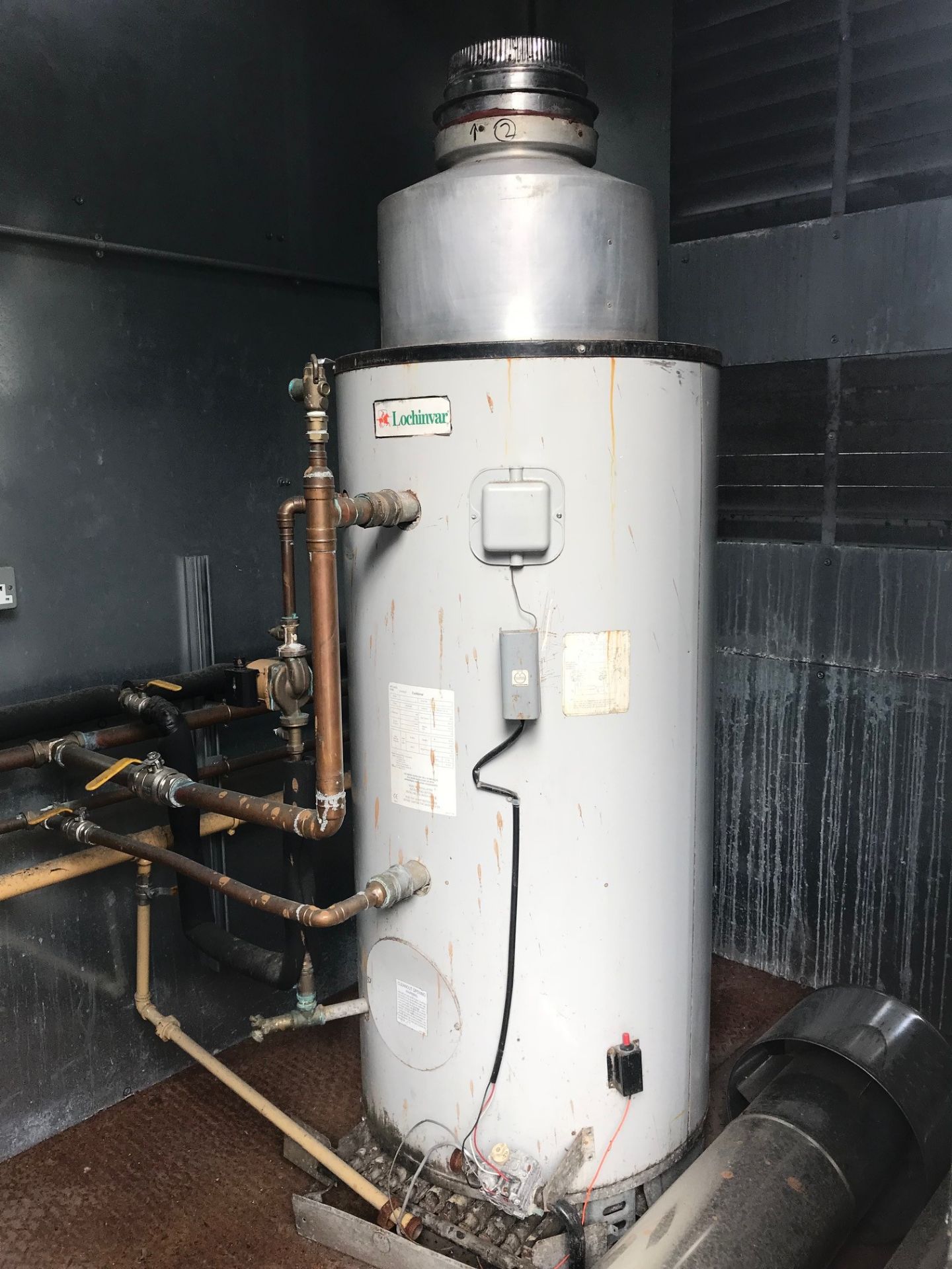 Two Lochinvar CH600 G Gas Fired Water Heaters, in - Bild 5 aus 13