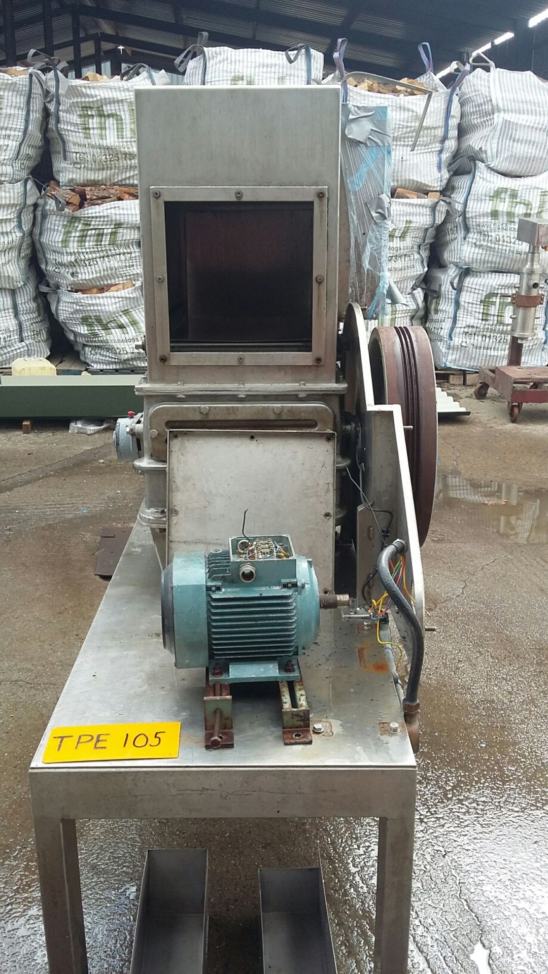 Alpine Impact Mill, suitable for hard brittle item