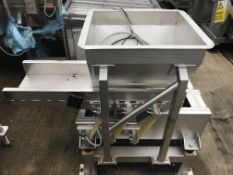Stainless Steel Vibratory Feeder, with infeed chut