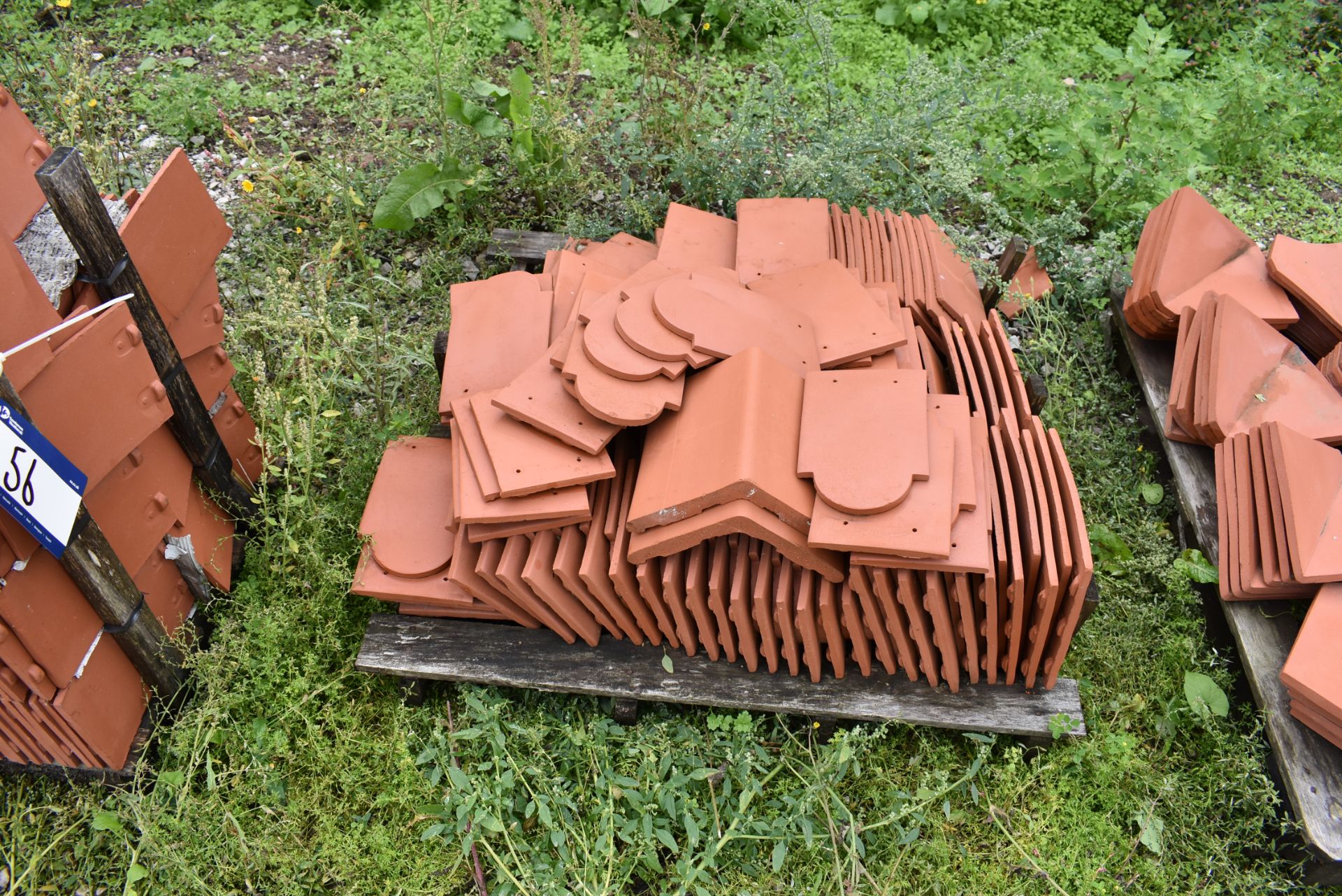 4 Pallets of Assorted Roof Tiles - Image 3 of 5