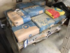 13 Sacks of Blue Circle General Cement, 1 Sack of