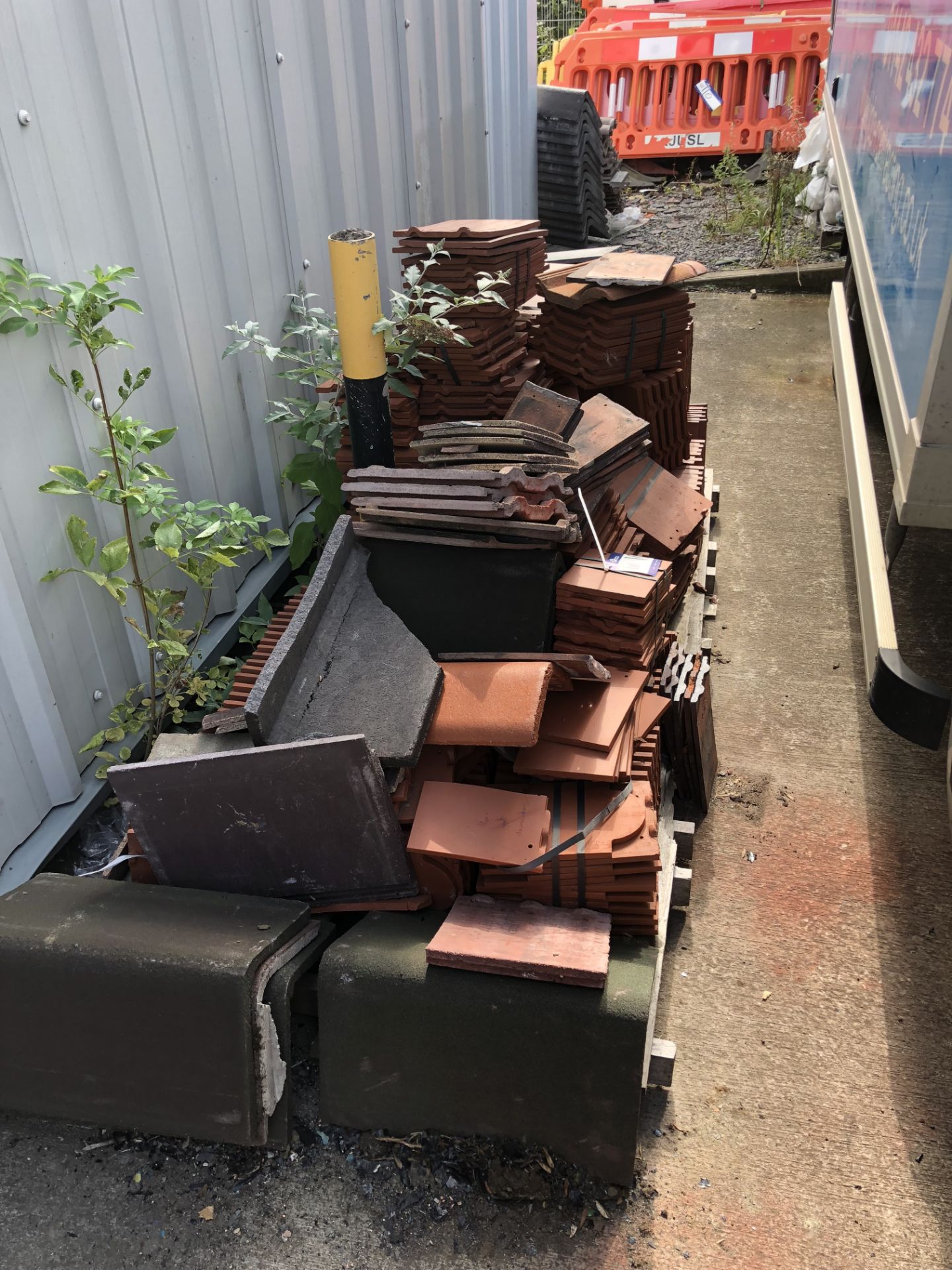 Quantity of Red Clay Grey Cement Roof Tiles, as lo - Image 2 of 5