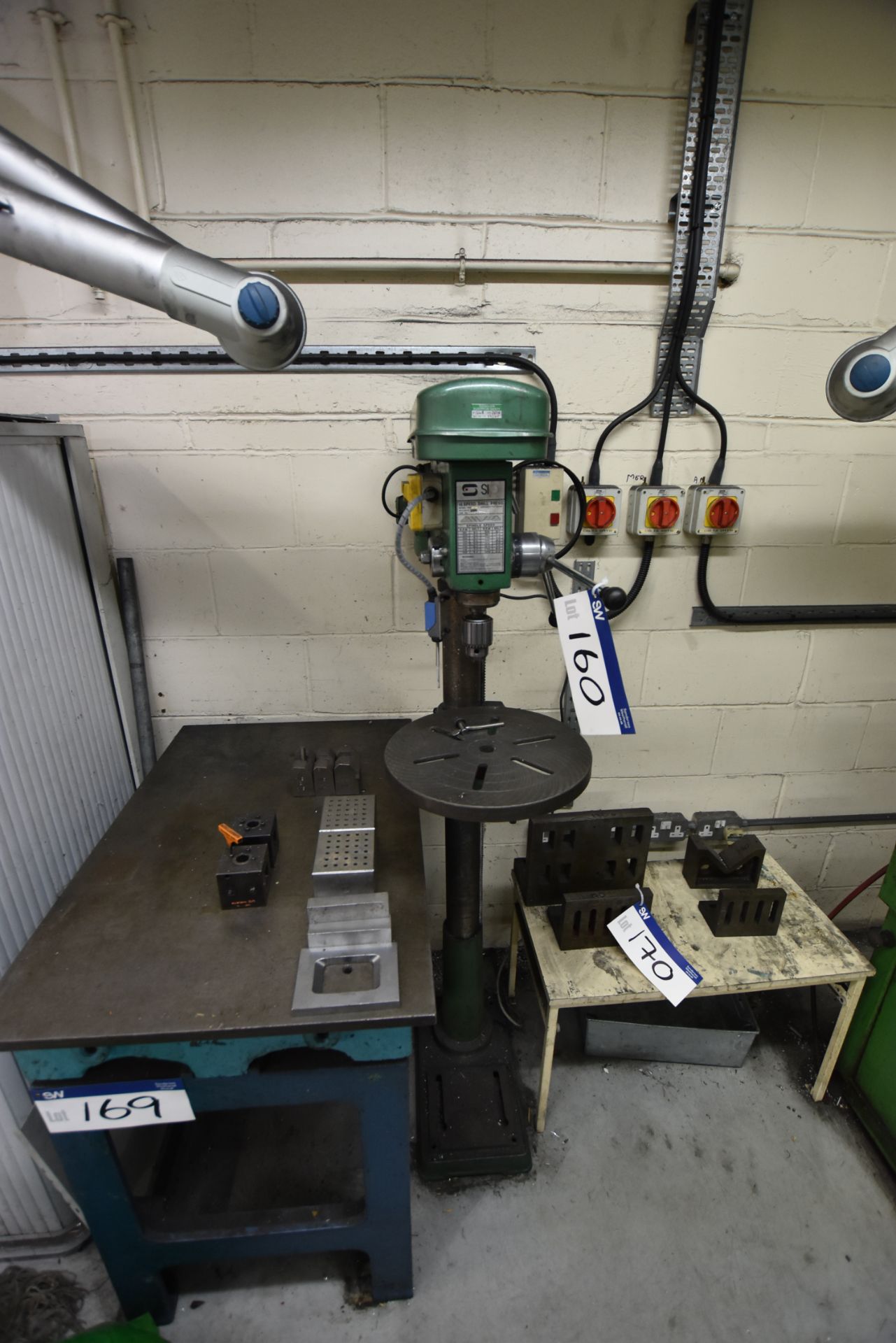 SIP Model HDP 800F 16 Speed Drill Press, throat 220mm, year: 2000, serial number: 1177220