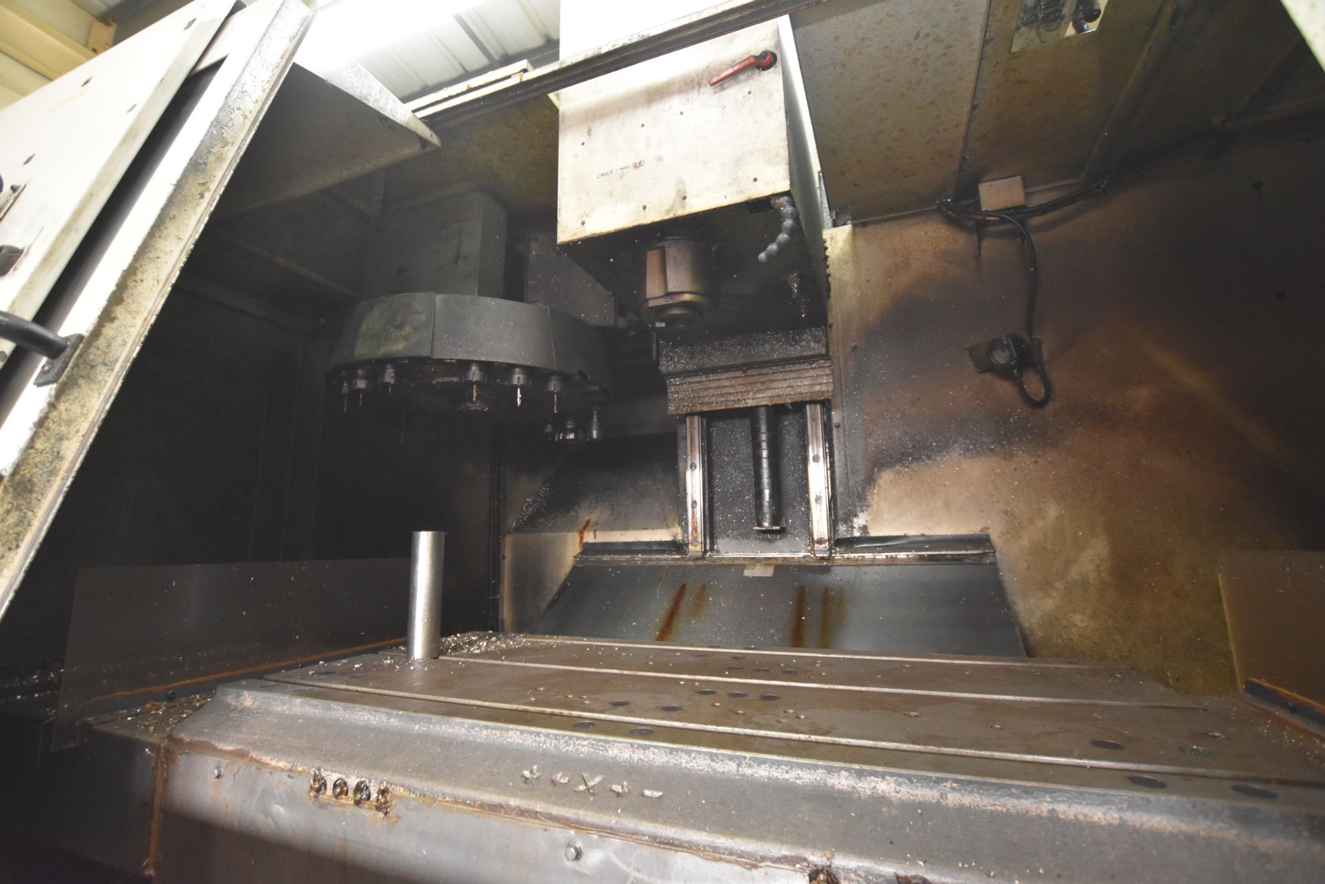 Cincinnati Milacron Sabre 1000 CNC Vertical Machining Centre with 22 Tool Change, Capacity X = 1M, Y - Image 3 of 7