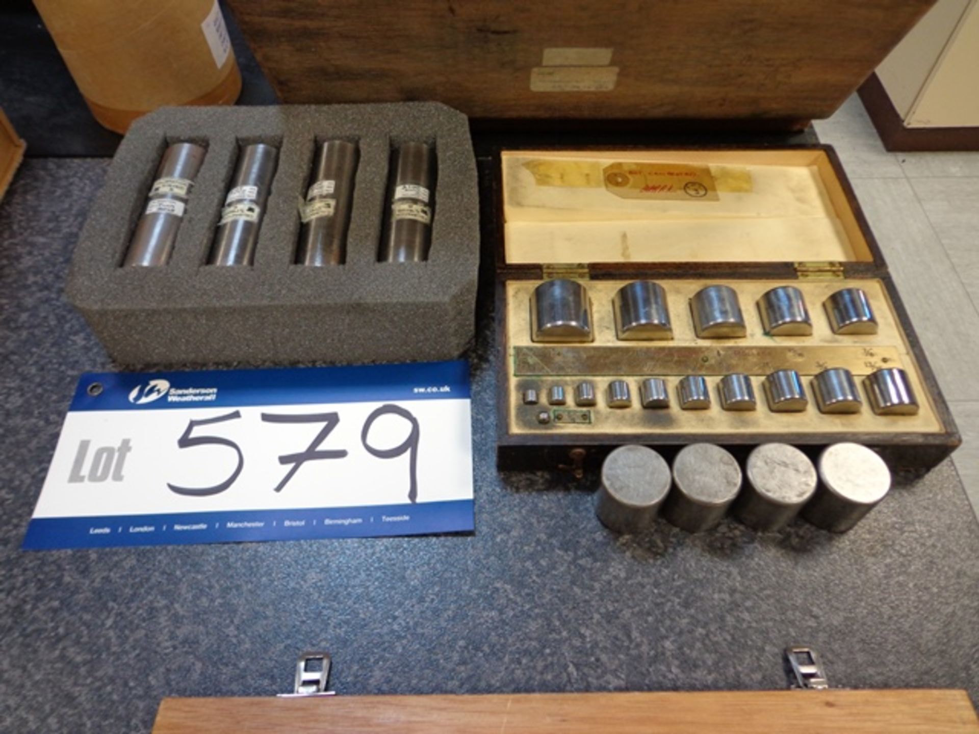 Quantity of Roller Gauges as set out