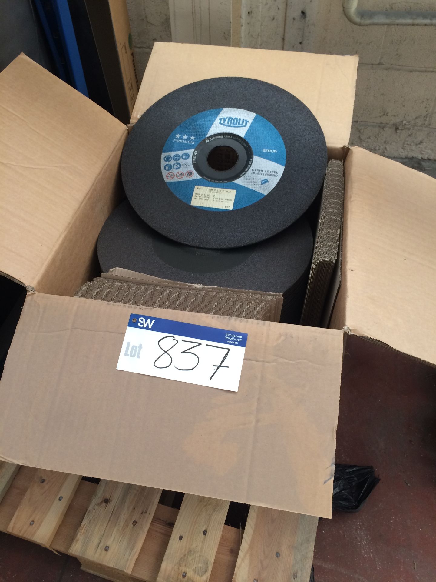 Approx 30 Tyrolit Cutting Discs, 500 x 5.6 x 76.2