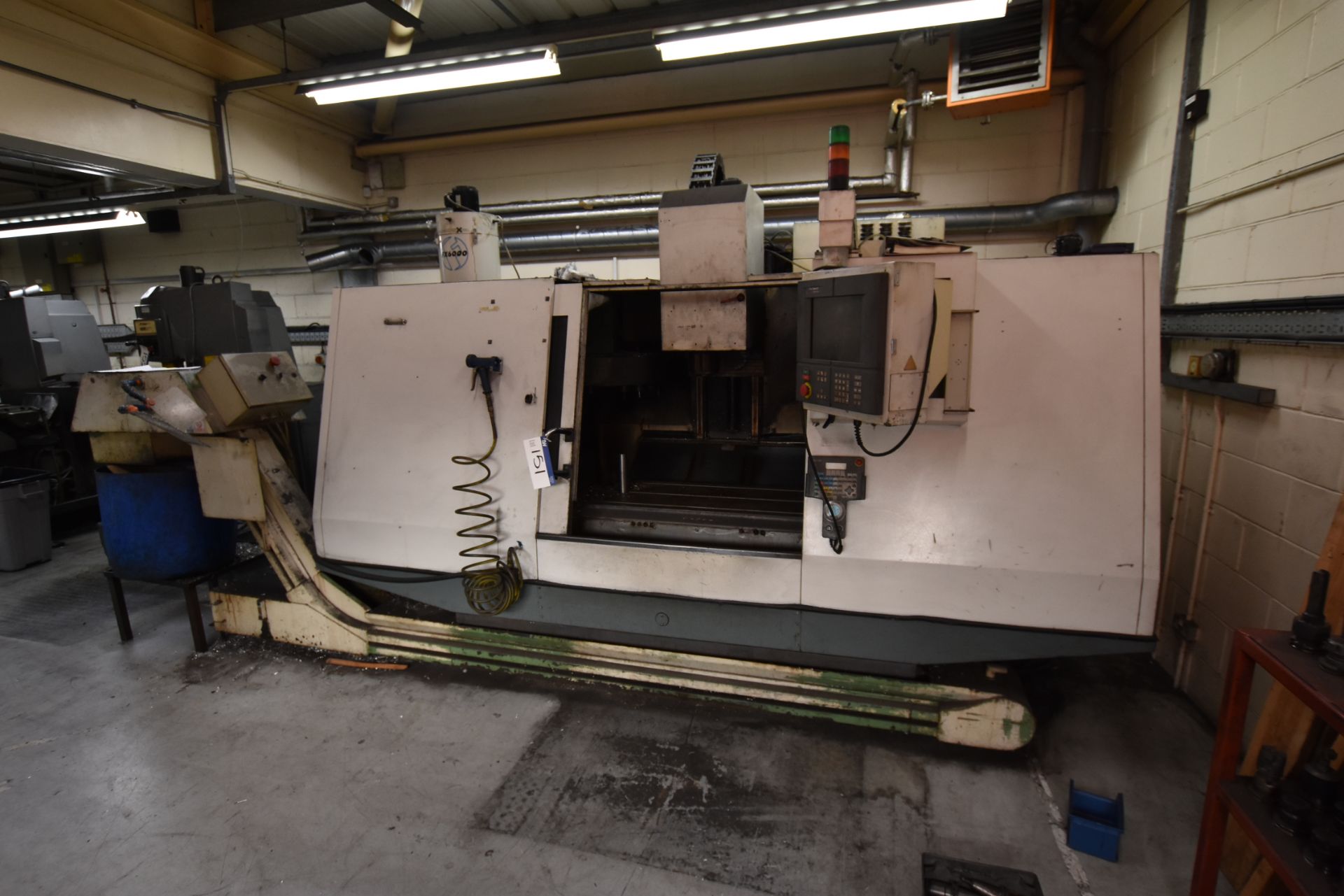 Cincinnati Milacron Sabre 1000 CNC Vertical Machining Centre with 22 Tool Change, Capacity X = 1M, Y