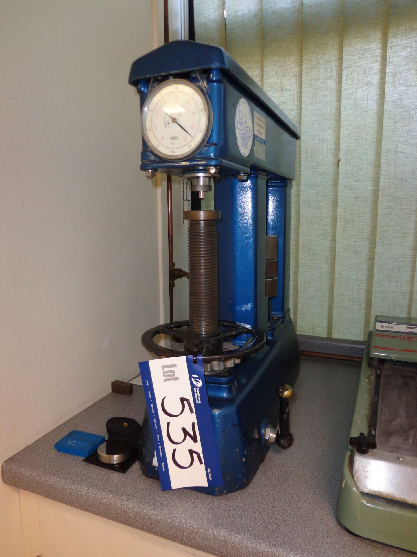 Avery Hardness Testing Machine 6402 E6460 6/5 9 Calibrated to April 2019