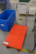 Mobile Lifting Platform, approx. 850mm x 490mm (Please note this item is located at Avocado Court, 3