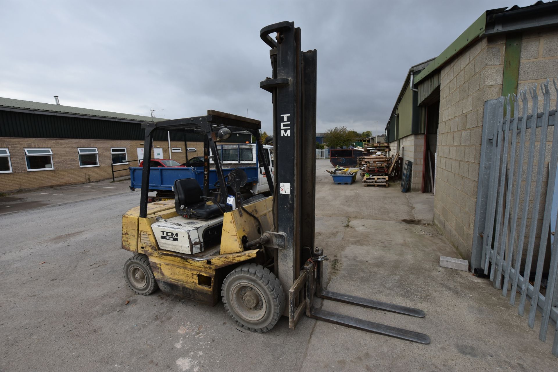 CAPM Diesel Forklift Truck, Model: TCM FD25Z2S, Serial Number: MADL010, Capacity: 2,500kg, Year of