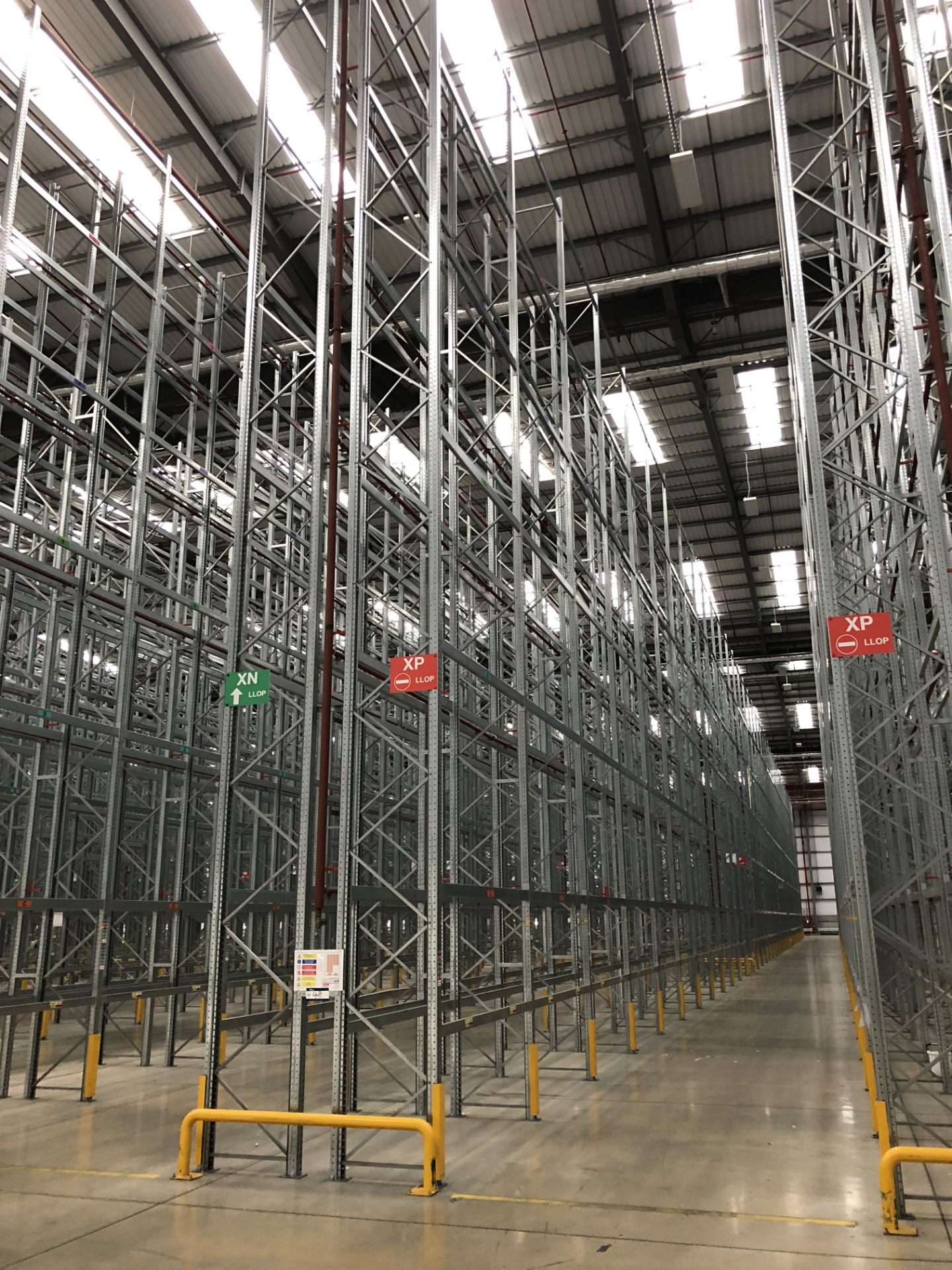 72 Bays of Dexion 13m 6 Tier HIGH BAY GALVANISED BOLTLESS STEEL PALLET RACKING (2016) comprising: 74