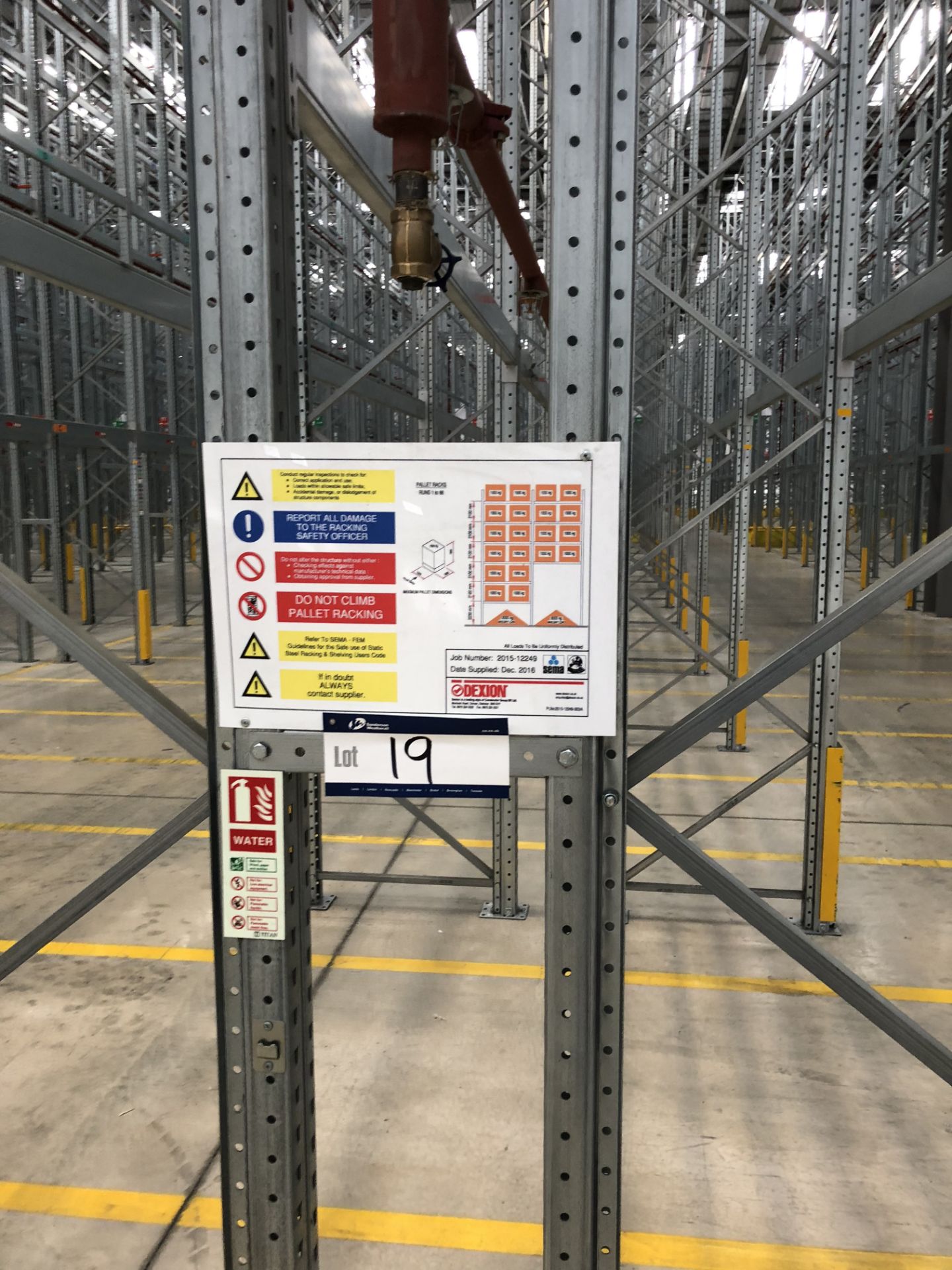 72 Bays of Dexion 13m 6 Tier HIGH BAY GALVANISED BOLTLESS STEEL PALLET RACKING (2016) comprising: 74 - Bild 2 aus 2