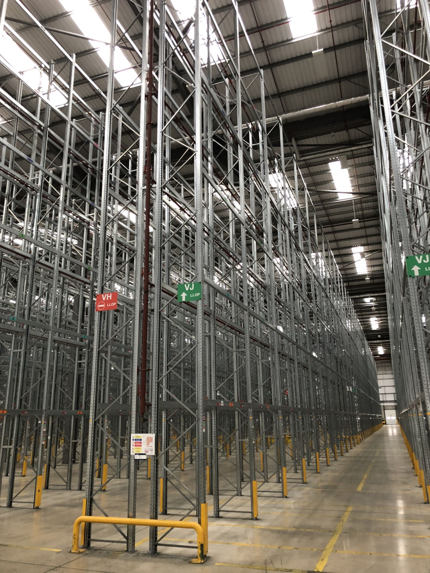 72 Bays of Dexion 13m 6 Tier HIGH BAY GALVANISED BOLTLESS STEEL PALLET RACKING (2016) comprising: 74