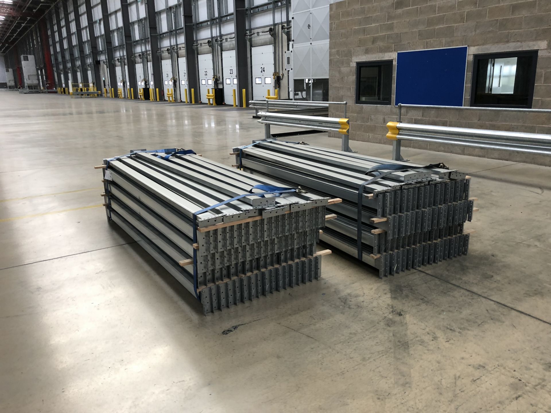 Dexion Pallet Racking End Frame Components and Beams comprising: 15 x 13m Lengths of End Frame ( - Bild 4 aus 5