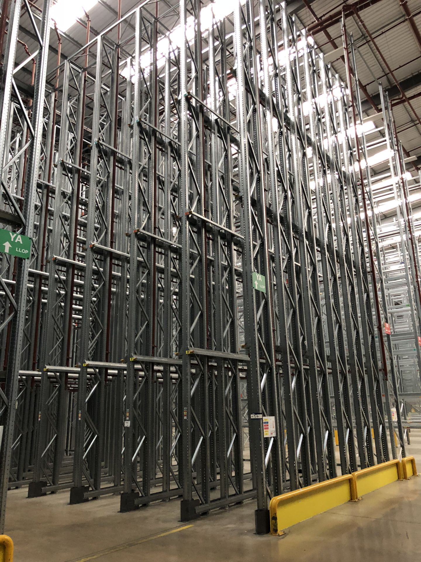 20 Bays of Dexion 13m 3 Tier HIGH BAY BOLTLESS STEEL DRIVE IN PALLET RACKING (2016) Pallet Width