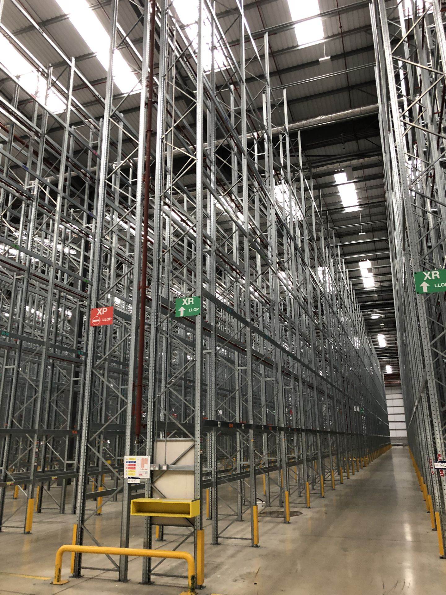 72 Bays of Dexion 13m 6 Tier HIGH BAY GALVANISED BOLTLESS STEEL PALLET RACKING (2016) comprising: 74