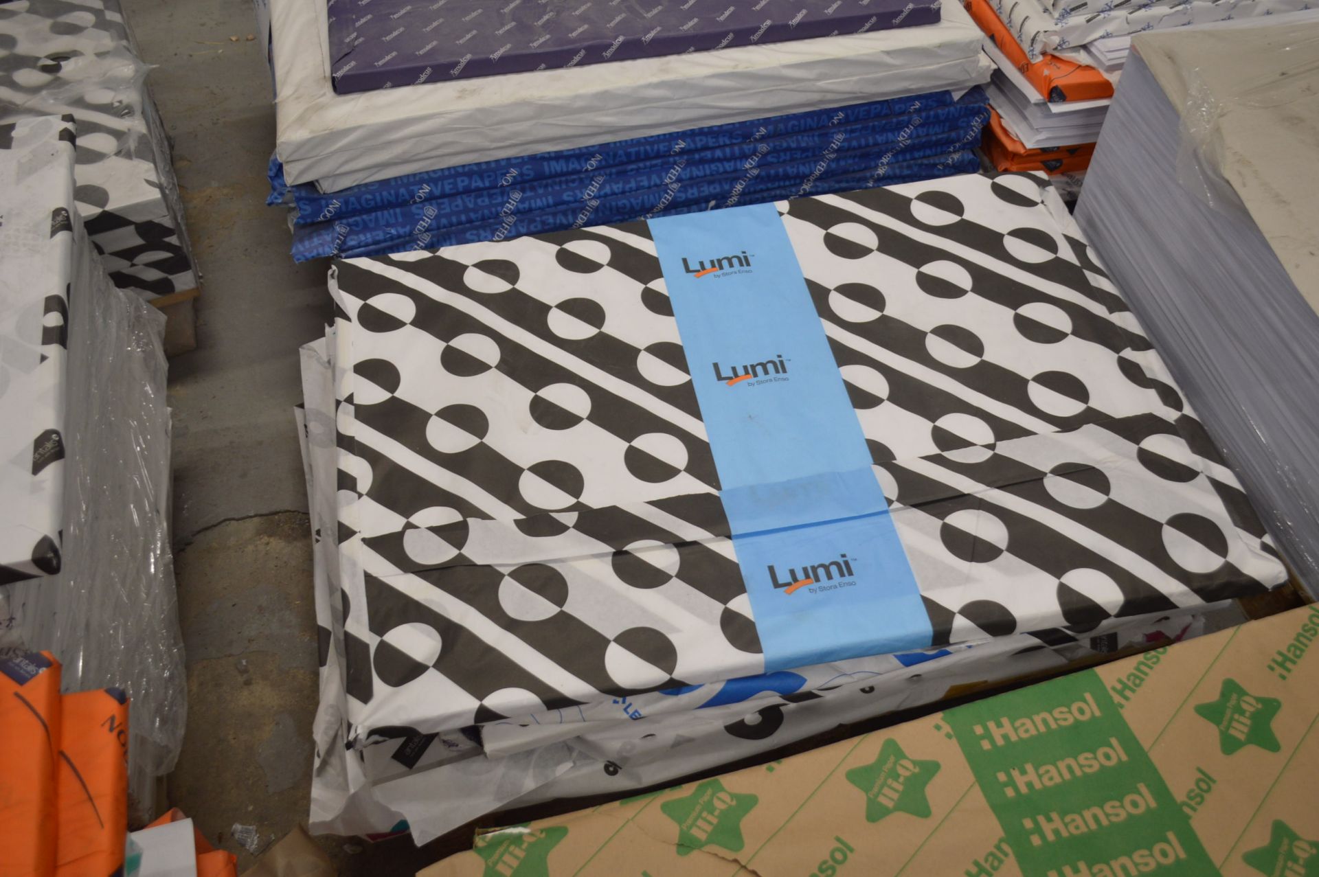 Stock of Flat Sheet Paper, understood to comprise of approx 3.5 tonnes (weight subject to - Bild 24 aus 29