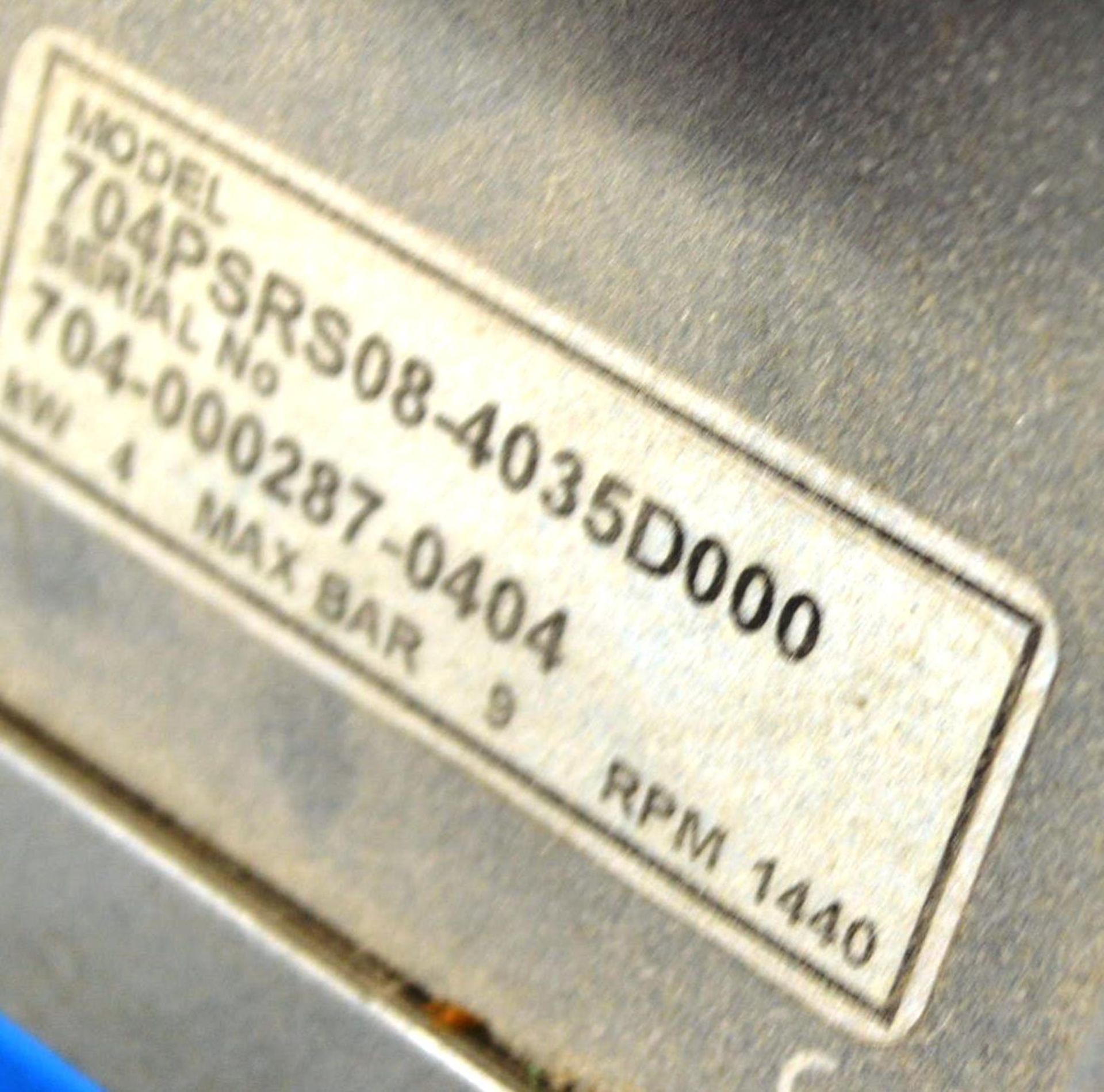 CompAir 704PSR08-4035D000 Horizontal Receiver Mounted Air Compressor, serial no. 704-000 287 - - Bild 2 aus 2