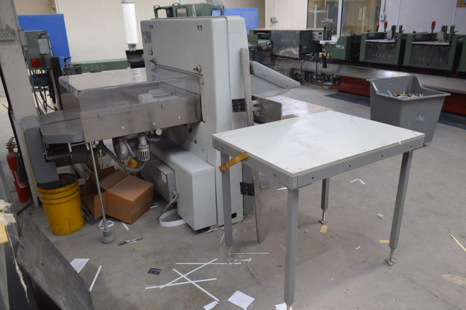 Polar 78X GUILLOTINE, serial no. 7561102, year of manufacture 2005, chrome bed. This lot must be - Bild 5 aus 7