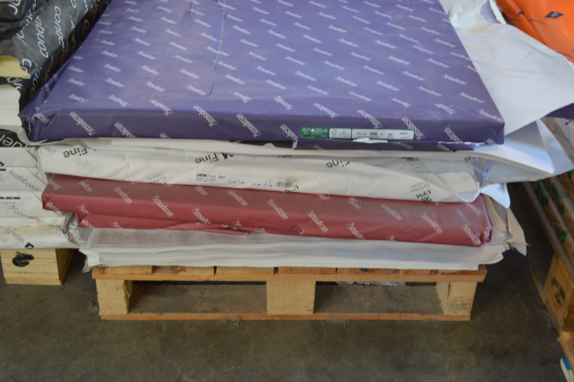 Stock of Flat Sheet Paper, understood to comprise of approx 3.5 tonnes (weight subject to - Image 5 of 29