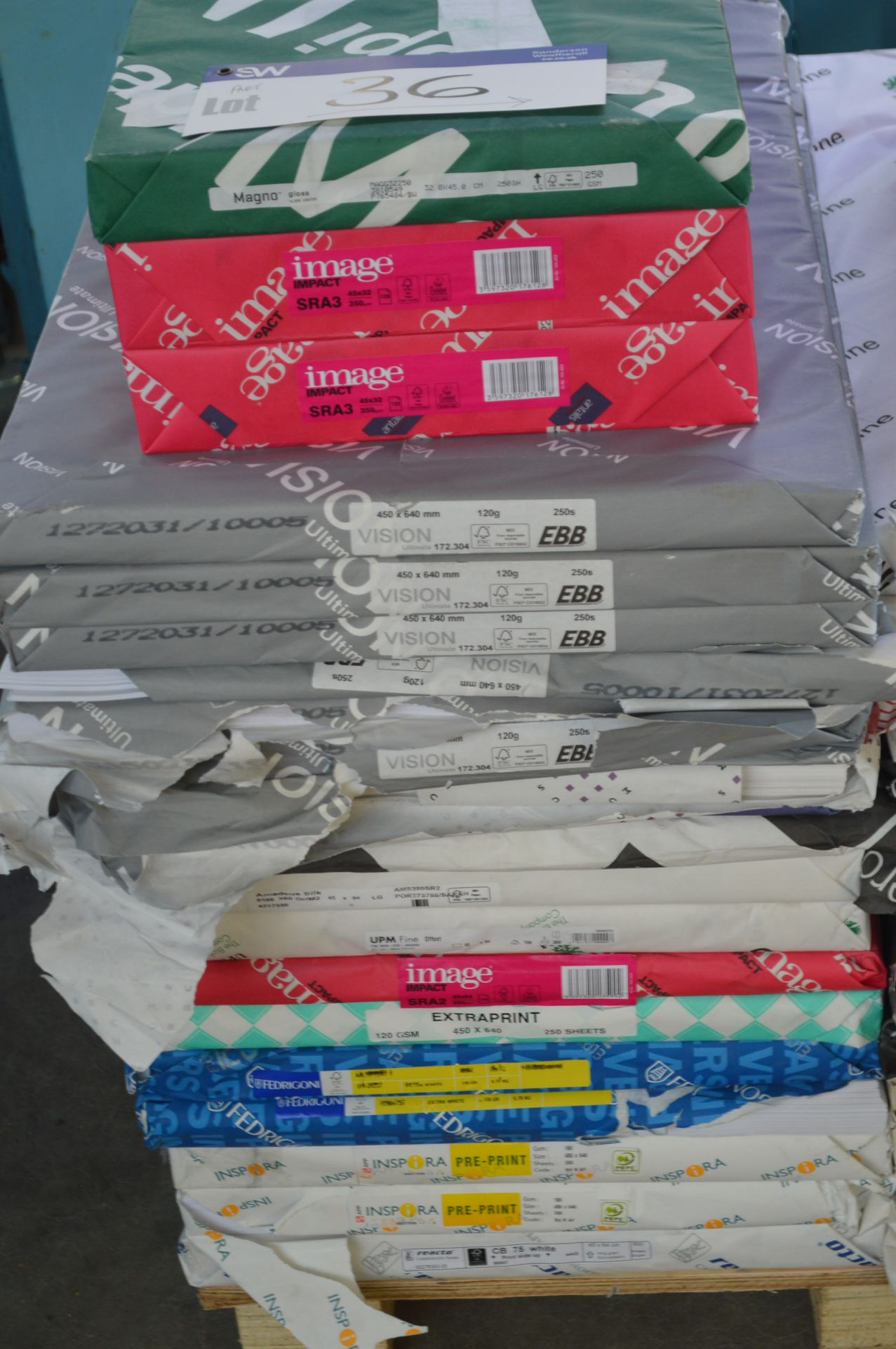 Stock of Flat Sheet Paper, understood to comprise of approx 3.5 tonnes (weight subject to - Bild 3 aus 29