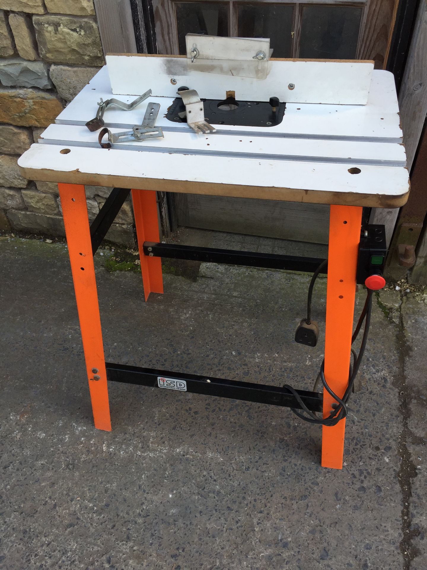 240V Router Table