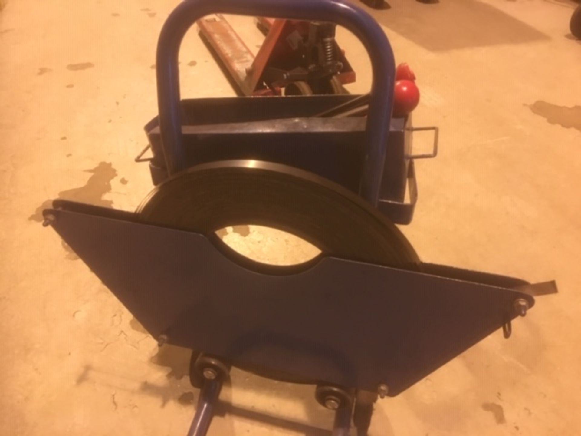 Steel Banding Kit Trolley, with new reel of strapping and 2000 clip (vendors comments - good working