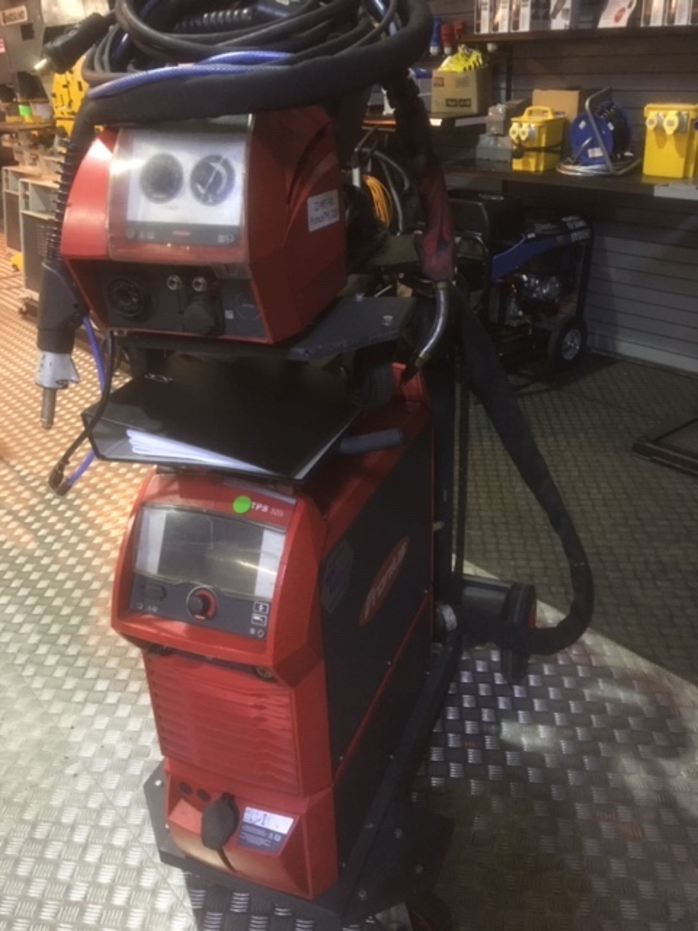 Fronius TPS 320i Pulsed MIG Welder Package, serial no. 32026154936, year of manufacture 2014 (