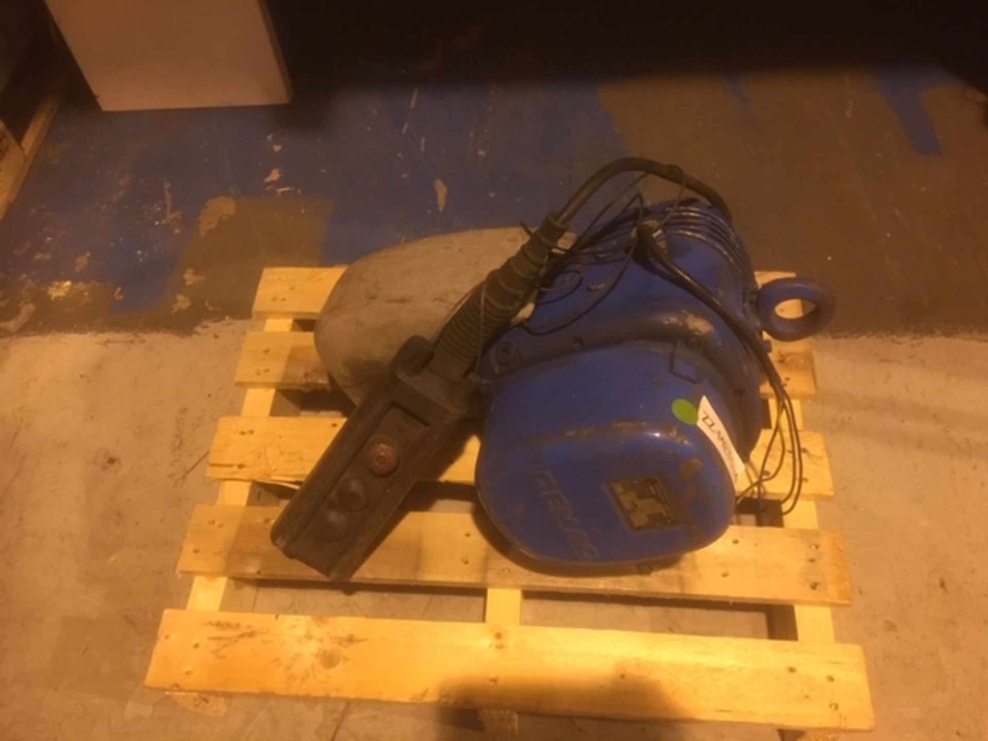 Demag 500kg Lift Electric Hoist, with control pendant, 415V (Used Machine)