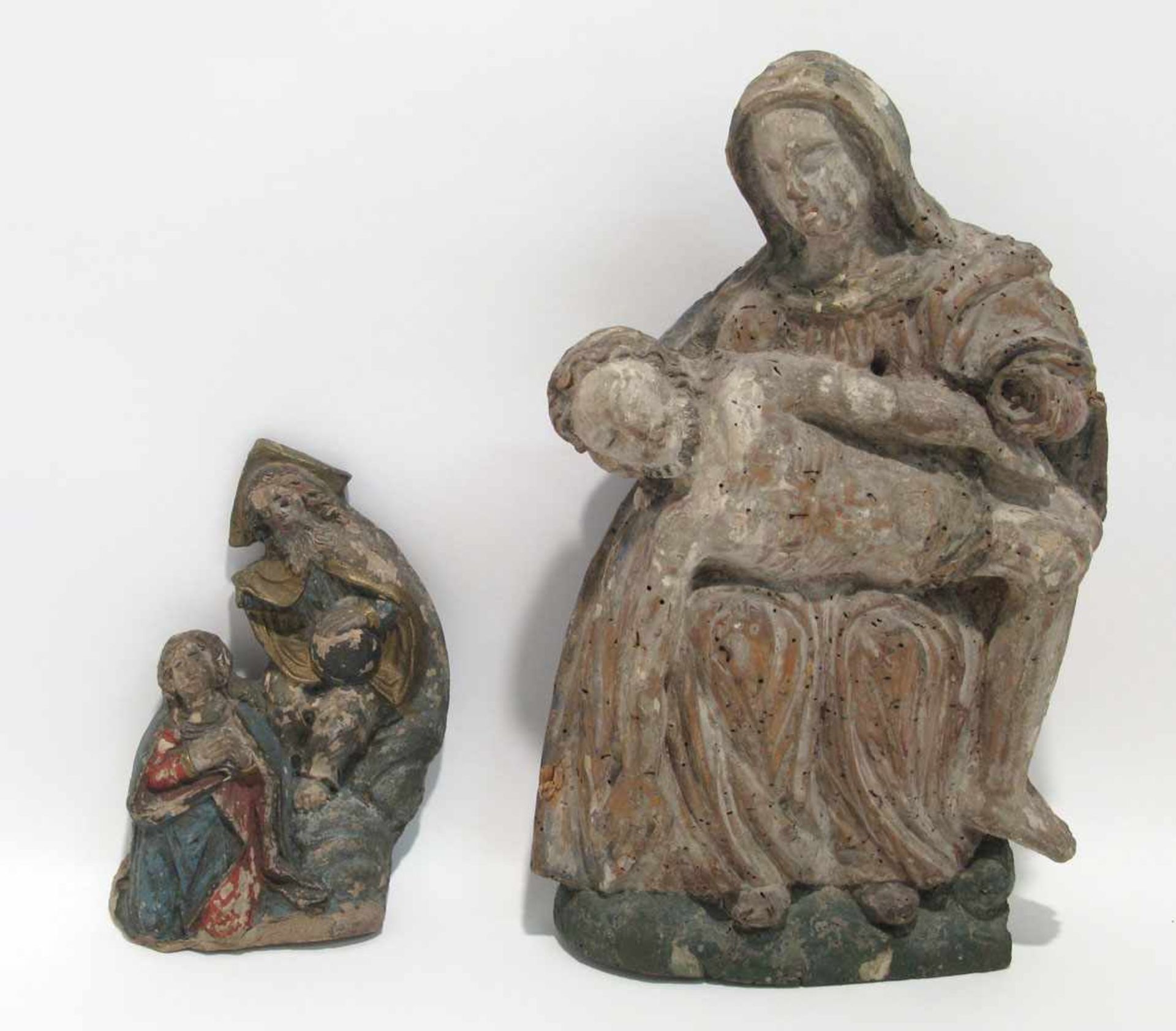 Pietà / Marienkrönung Holz, geschnitzt, Fassungsreste, bzw. Terrakotta, bemalt. Besch. H. 36 cm