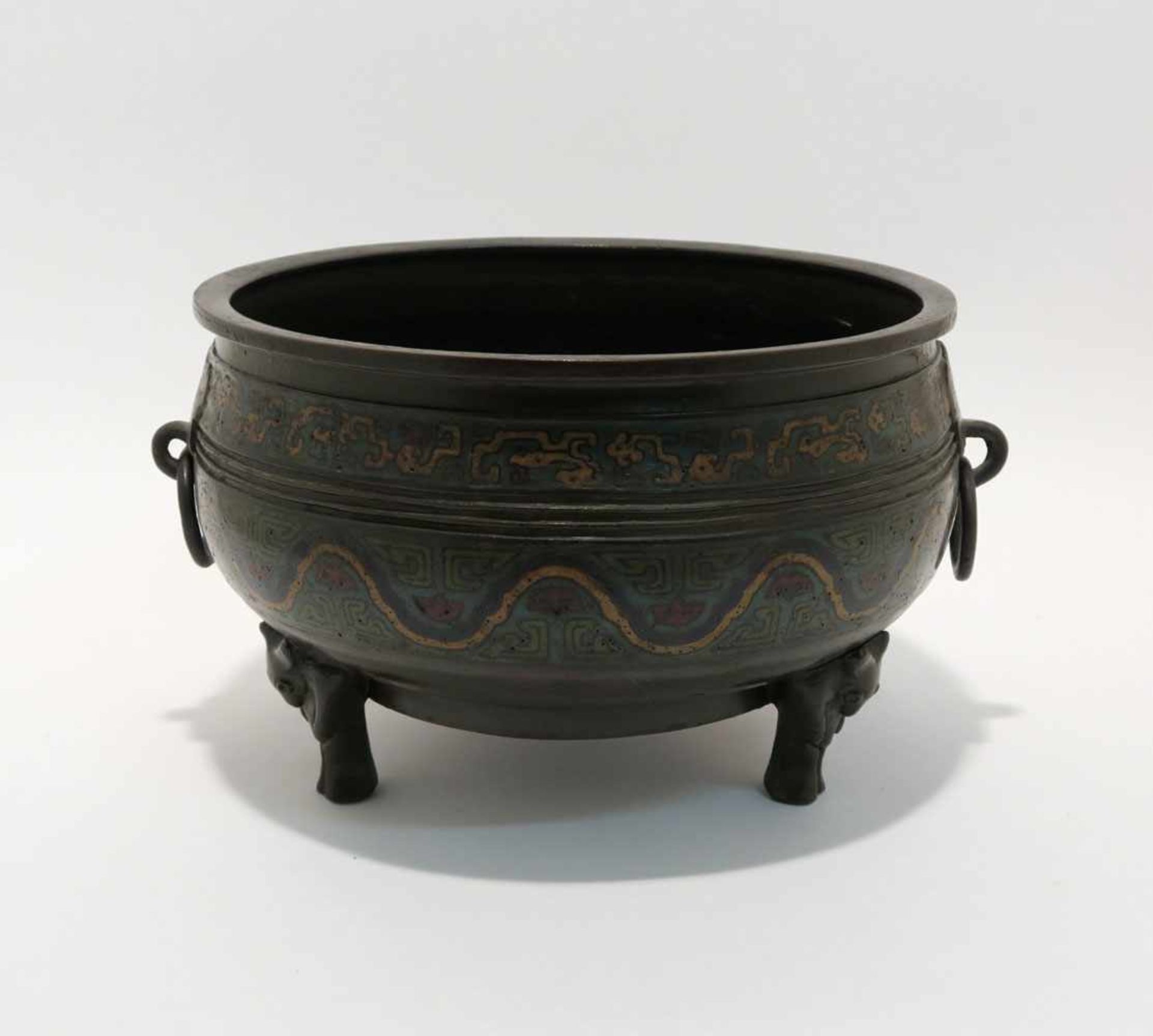 Großer Cloisonné-Weihrauchbrenner China, wohl Qing. Bronze, braun patiniert, ornamentale